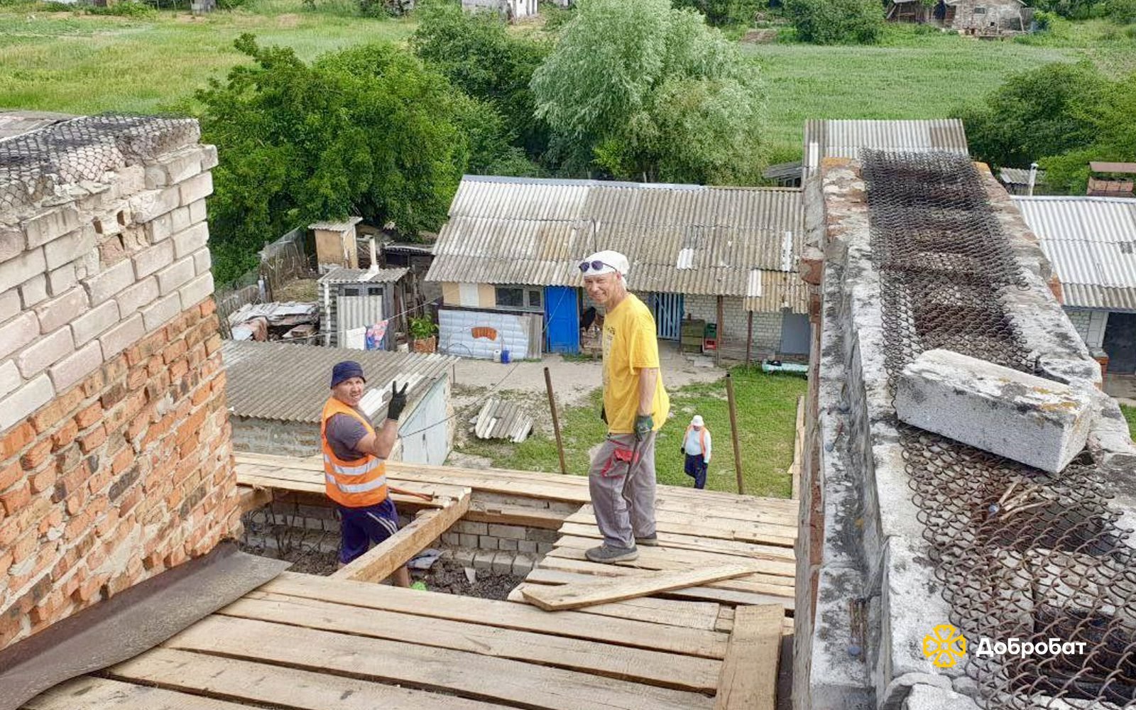 «Добробат» розпочав роботи на Харківщині та долучився до відновлення Ірпеня