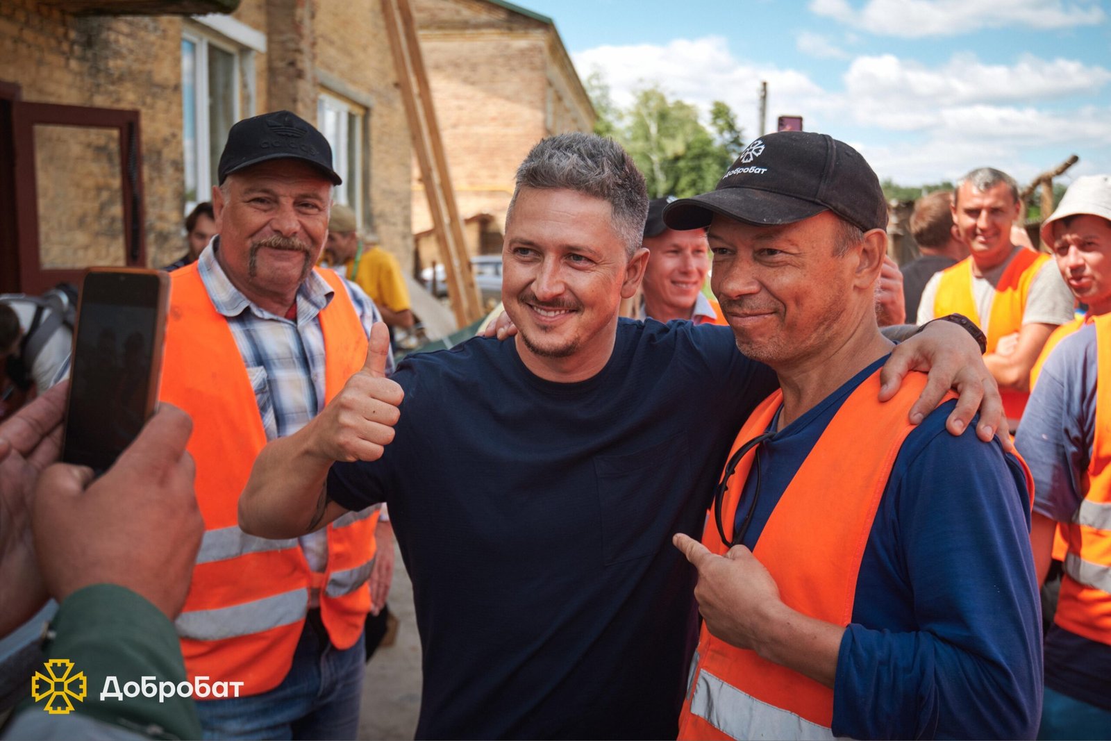 Волонтерські батальйони «Добробату» продовжують нагальну відбудову на деокупованих територіях. Звіт за тиждень.