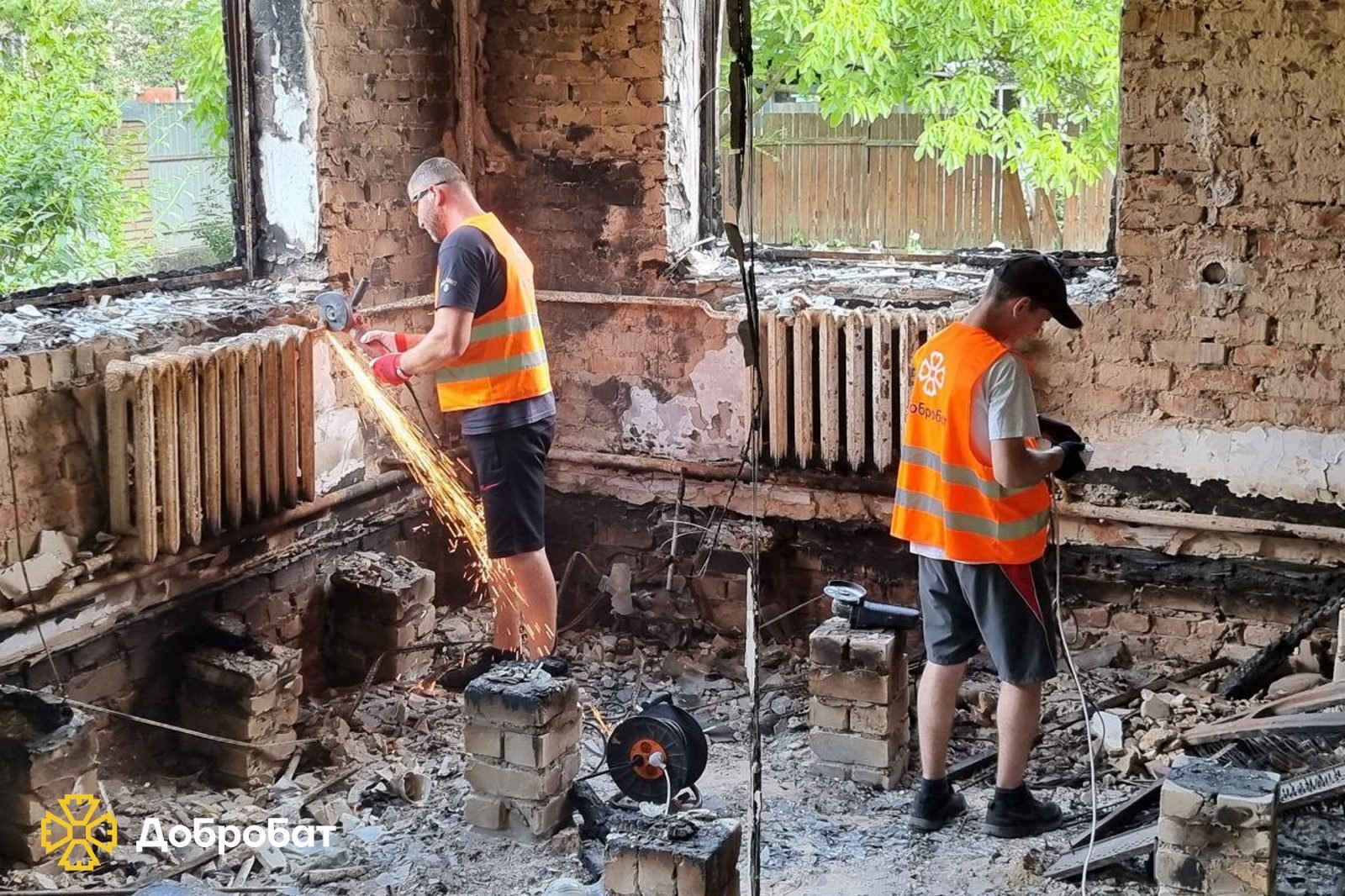 Понад 20 об’єктів відновлювали добробатівці минулого тижня