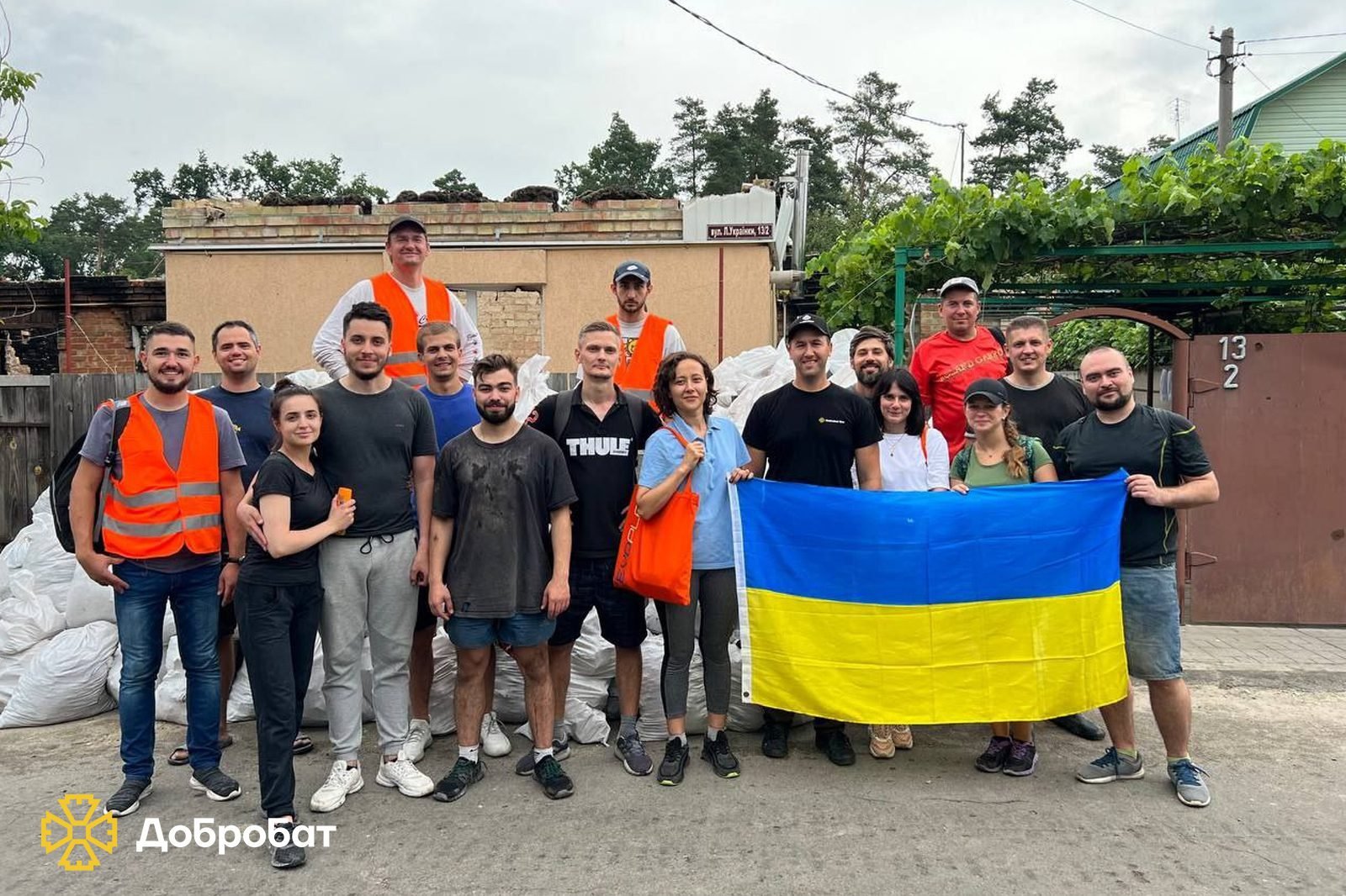 Волонтерські батальйони «Добробату» продовжують нагальну відбудову на деокупованих територіях. Звіт за тиждень.