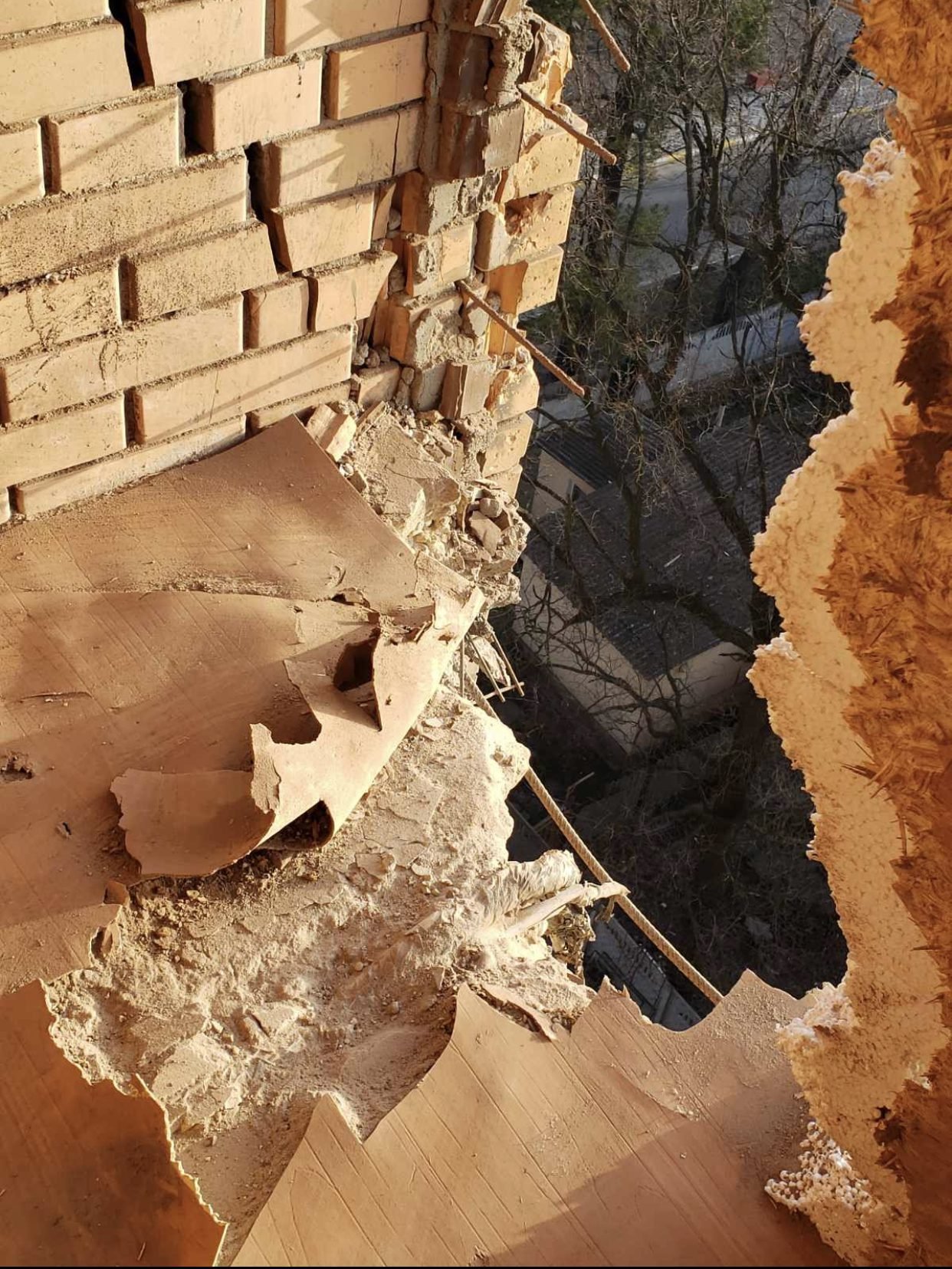 Капітальний ремонт будівлі ОСББ “Мирний три”