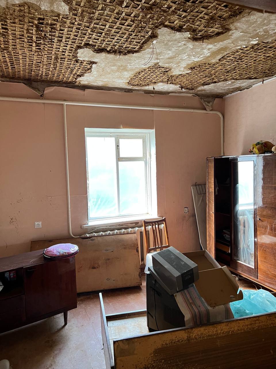 Пошкоджений будинок в м. Бородянка