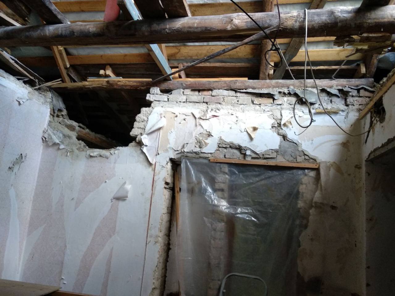 Пошкоджено будинок в м. Ірпінь