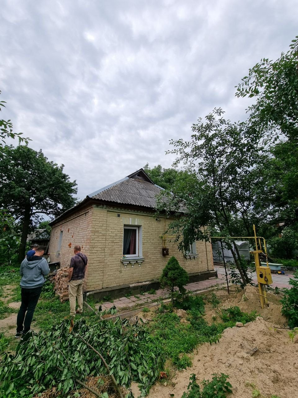 Пошкоджено приватний будинок