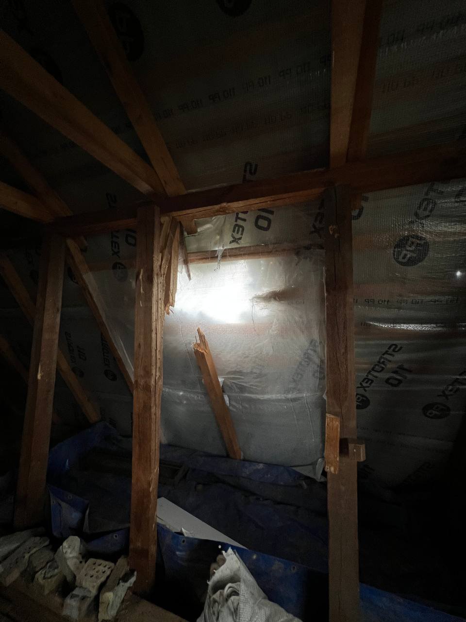 Пошкоджено  приватний будинок