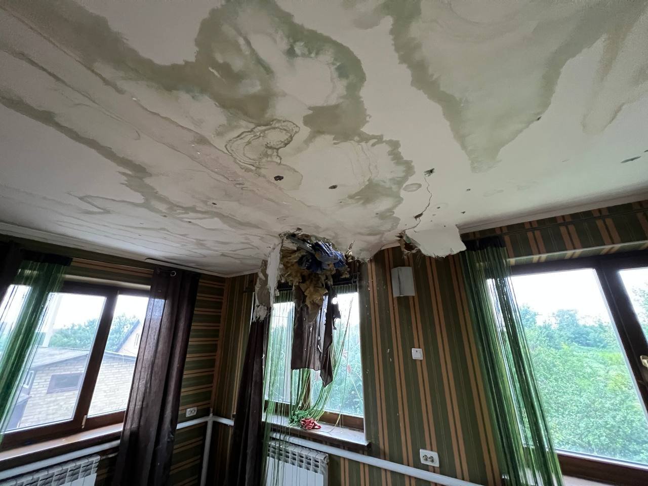 Пошкоджено  приватний будинок