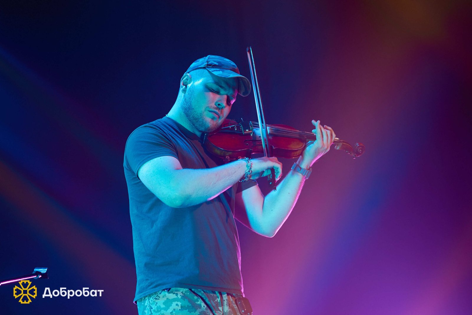 «Добробат» вручив нагрудні “Знаки Пошани” проактивним волонтерам та подяки партнерам