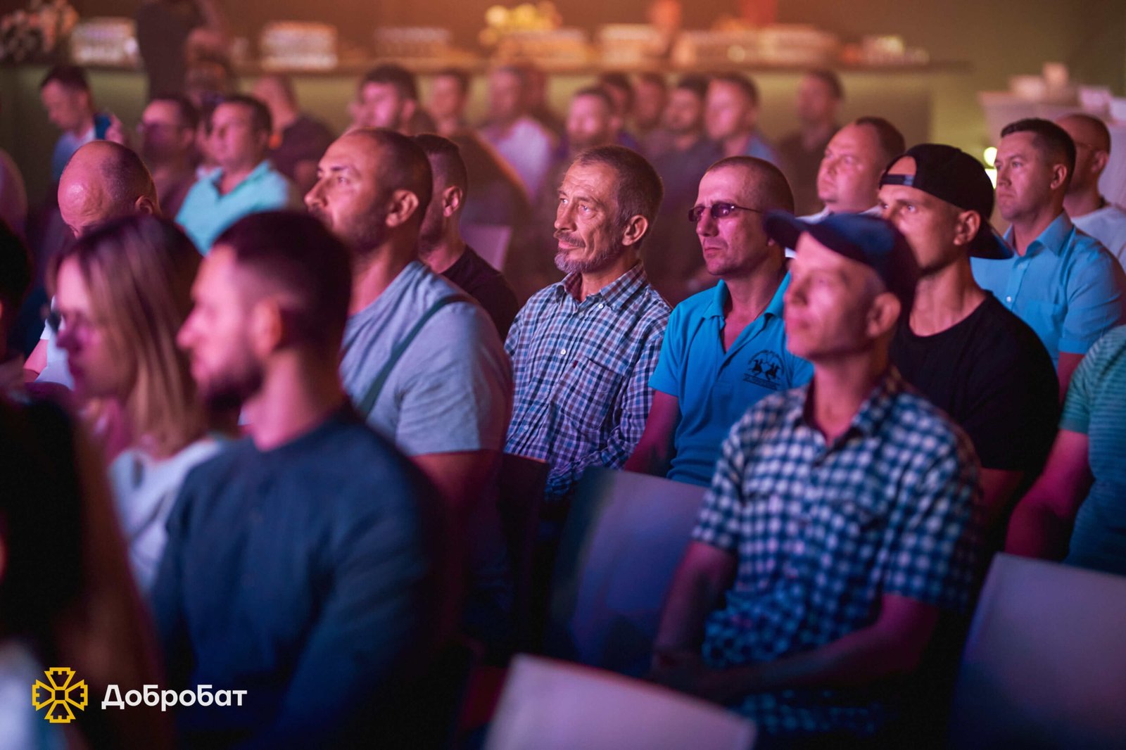 «Добробат» вручив нагрудні “Знаки Пошани” проактивним волонтерам та подяки партнерам