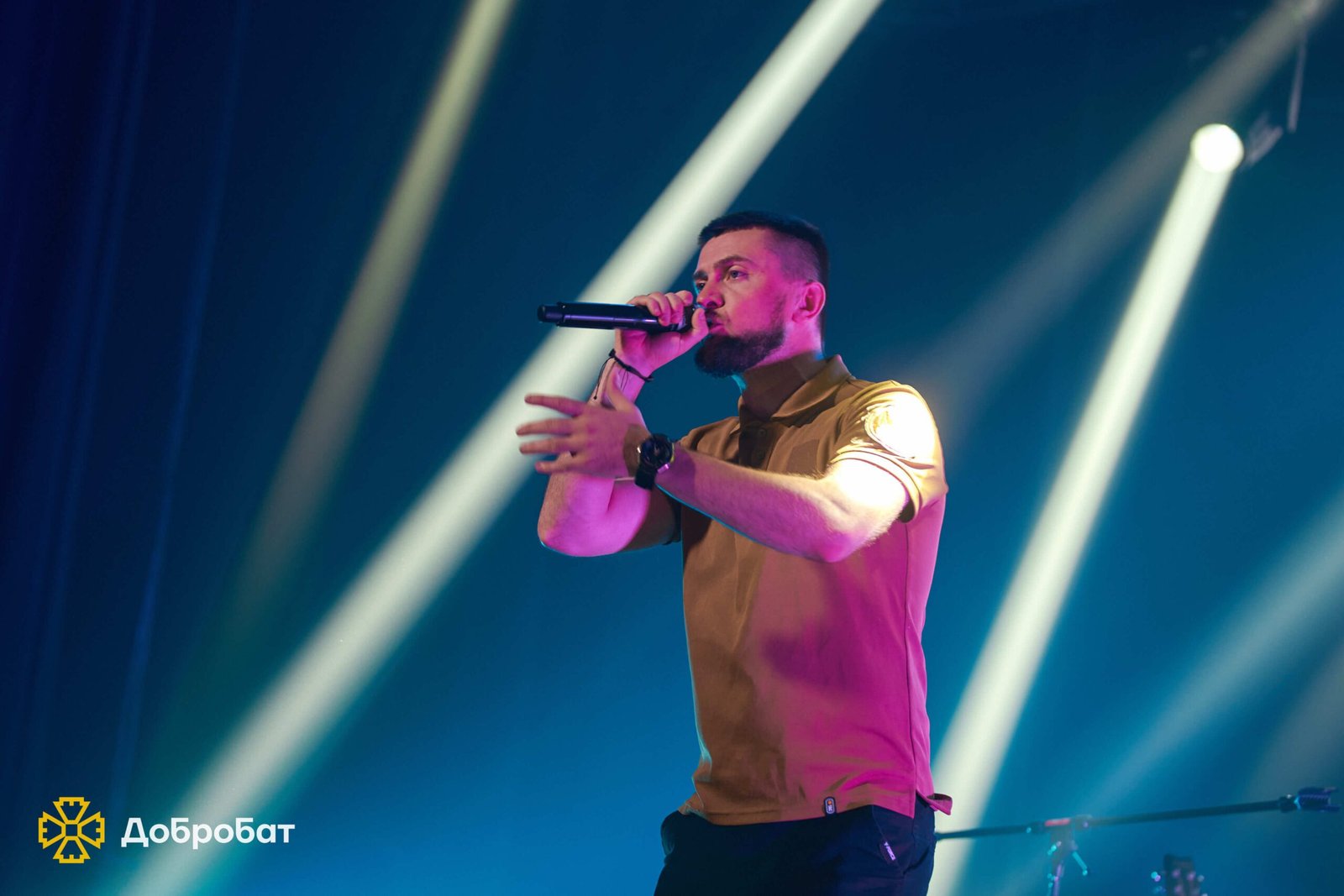 «Добробат» вручив нагрудні “Знаки Пошани” проактивним волонтерам та подяки партнерам