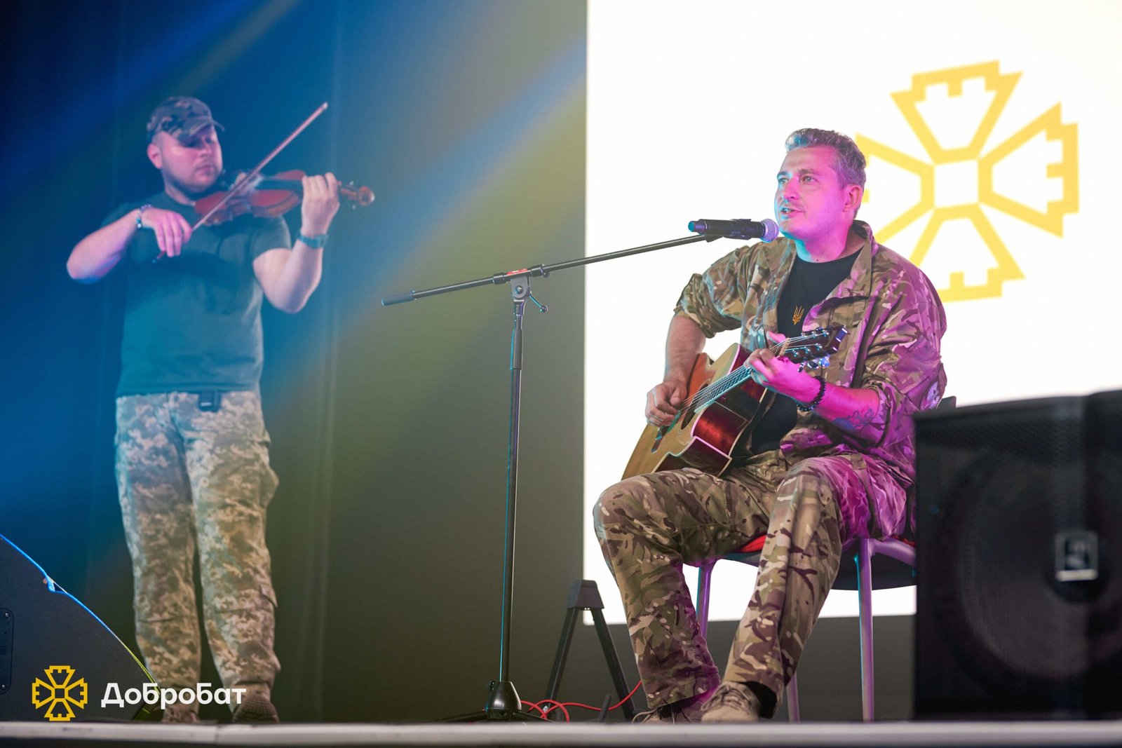 «Добробат» вручив нагрудні “Знаки Пошани” проактивним волонтерам та подяки партнерам