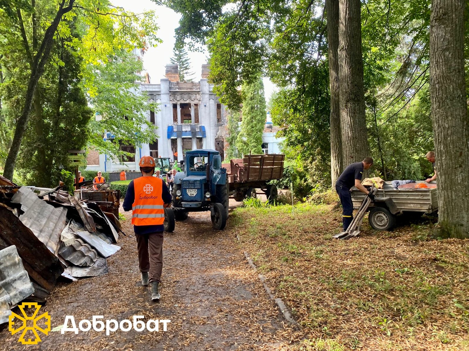 «Добробат» за підтримки партнерів, продовжує нагальне відновлення пошкодженого житла українців.