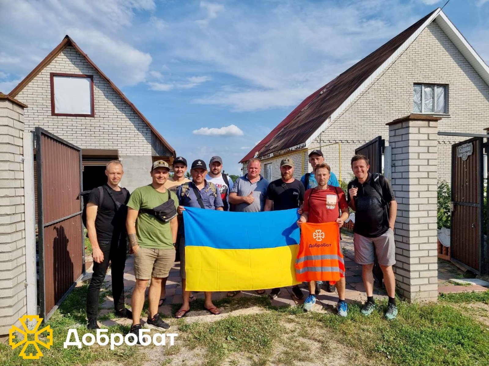 «Добробат» за підтримки партнерів, продовжує нагальне відновлення пошкодженого житла українців.