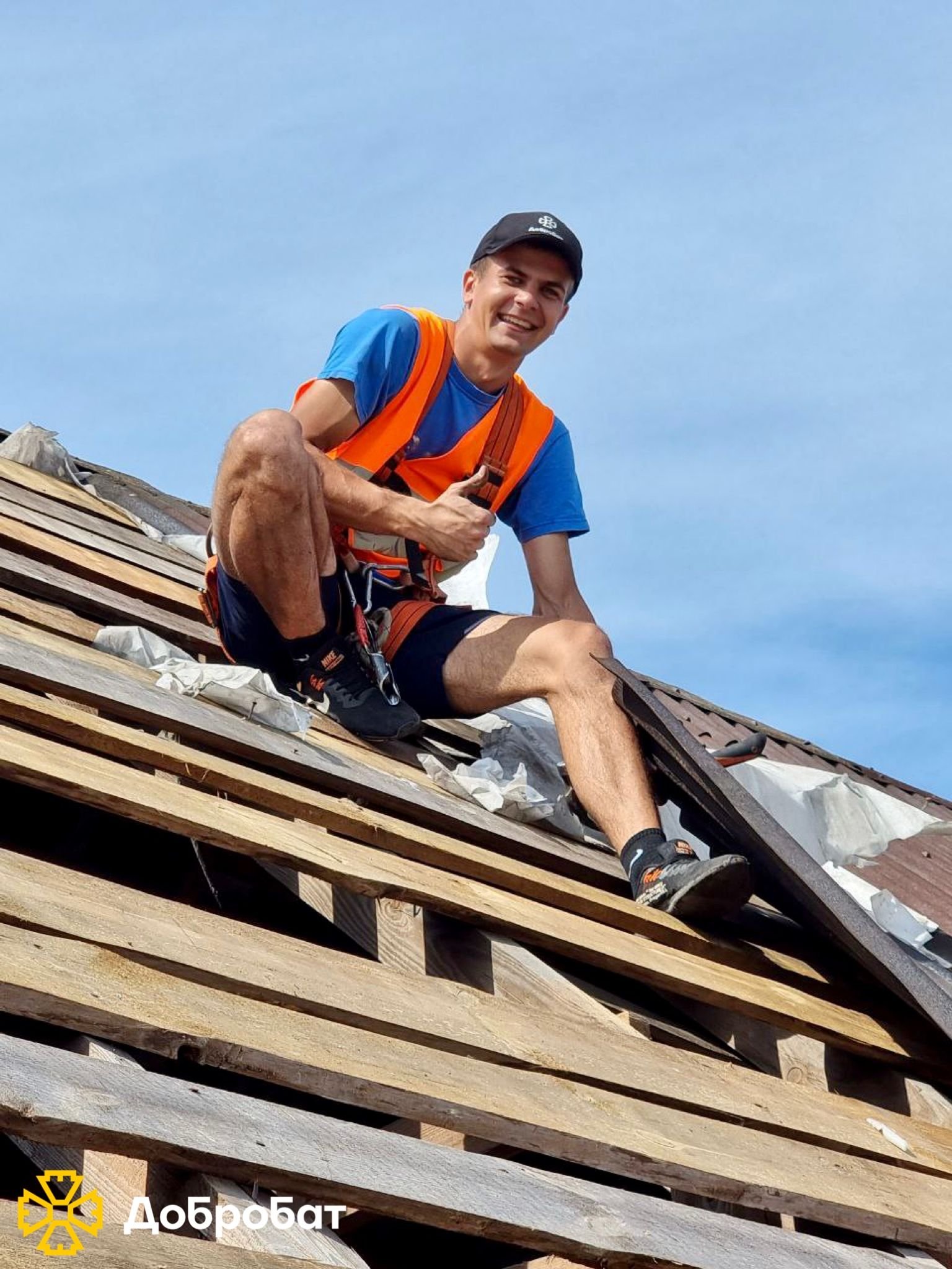 «Добробат» за підтримки партнерів, продовжує нагальне відновлення пошкодженого житла українців.