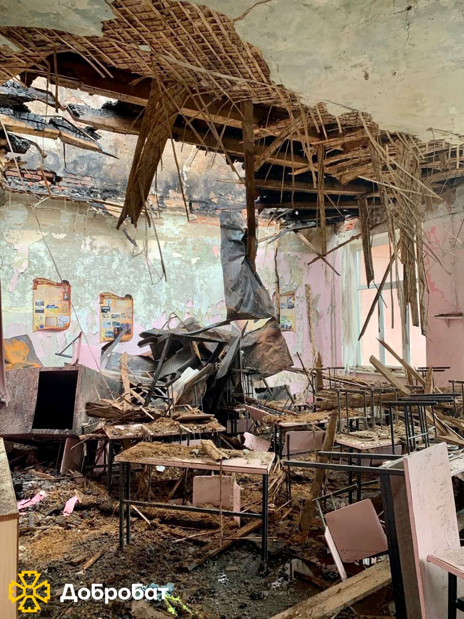 «Добробат» за підтримки партнерів, продовжує нагальне відновлення пошкодженого житла українців.