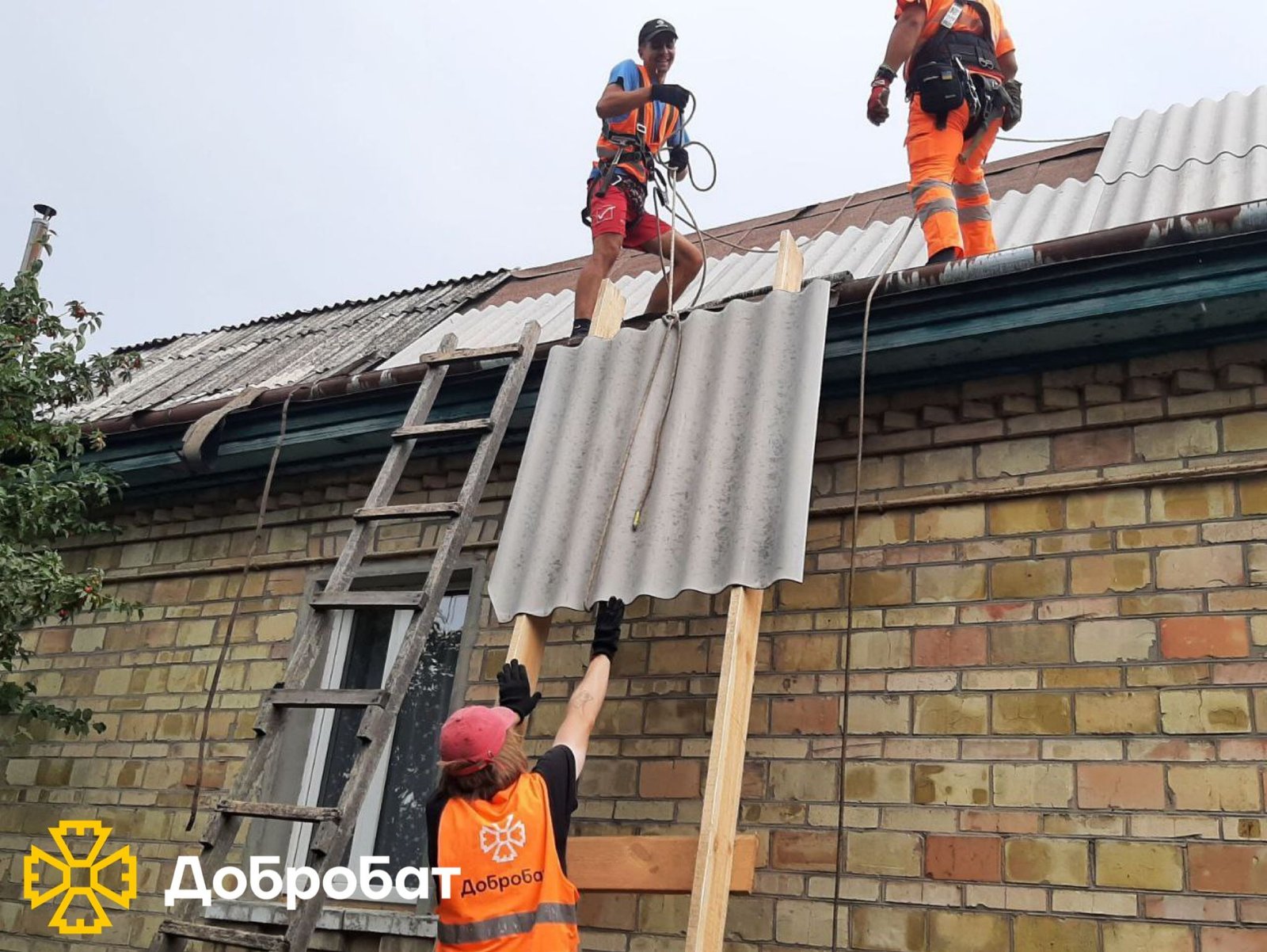 Відбудовуємо країну, надихаючись українською музикою, та відзначаємо найактивніших волонтерів