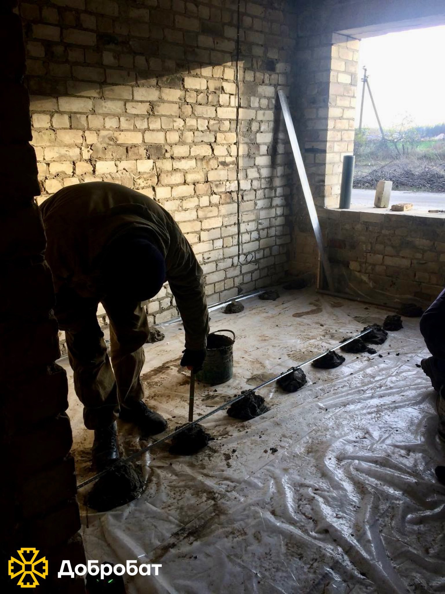 Despite bad weather conditions, Dobrobat tirelessly and urgently restores the homes of Ukrainians: this week’s latest news.