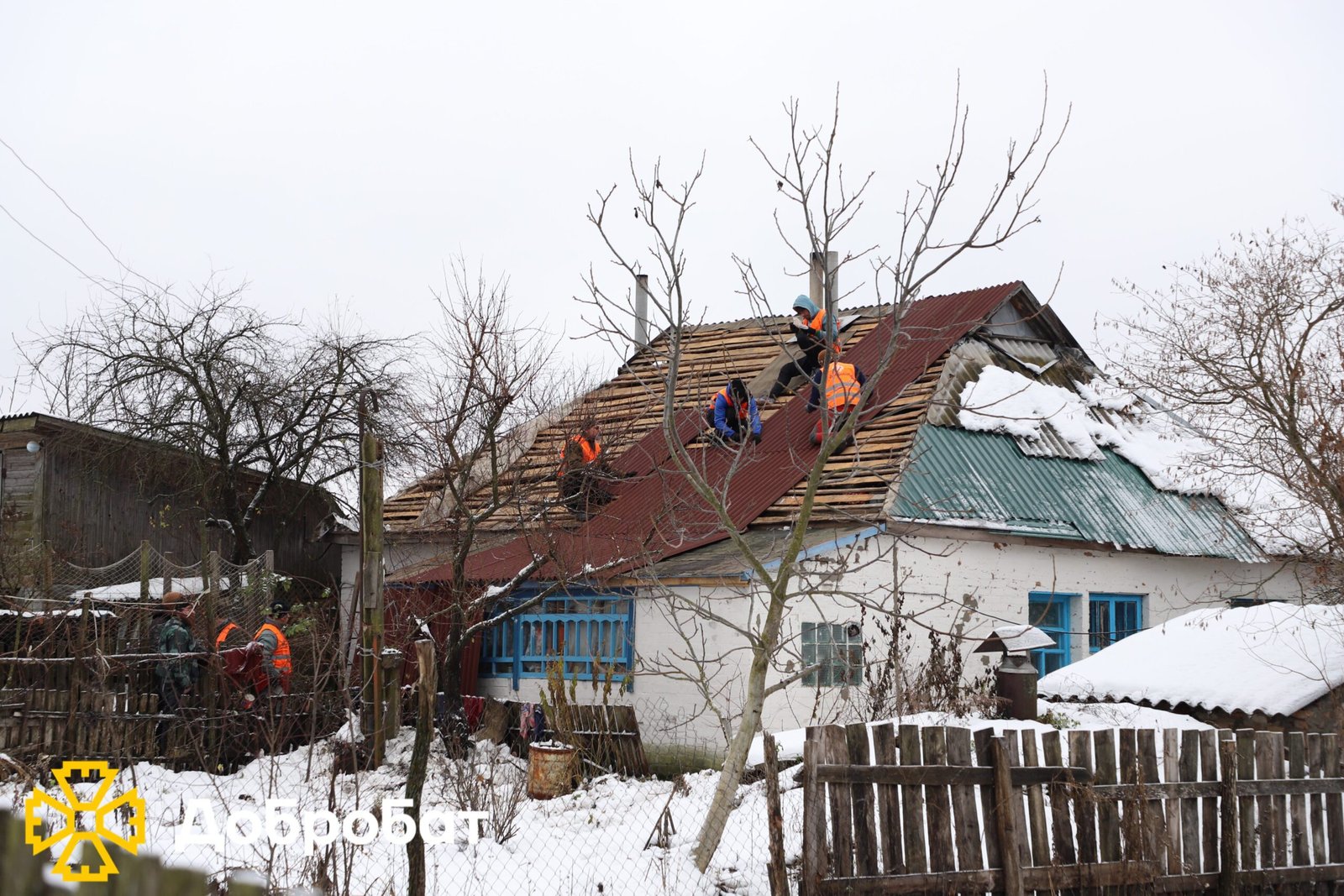 The urgent restoration of houses in seven regions of the country: Dobrobat presents a weekly report on the reconstruction