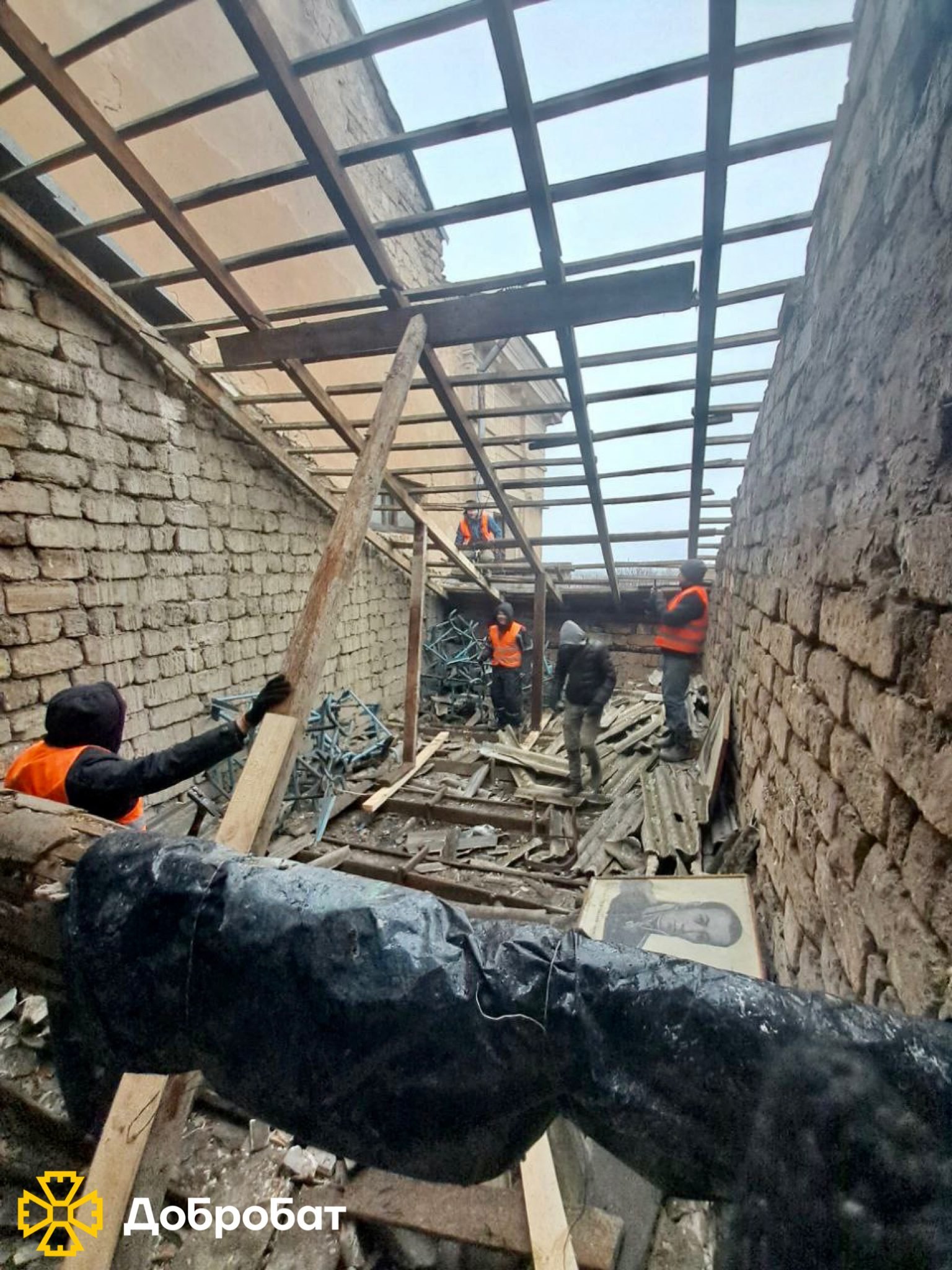 Five regions, nearly 200 volunteers involved and even more homes restored: a weekly review.