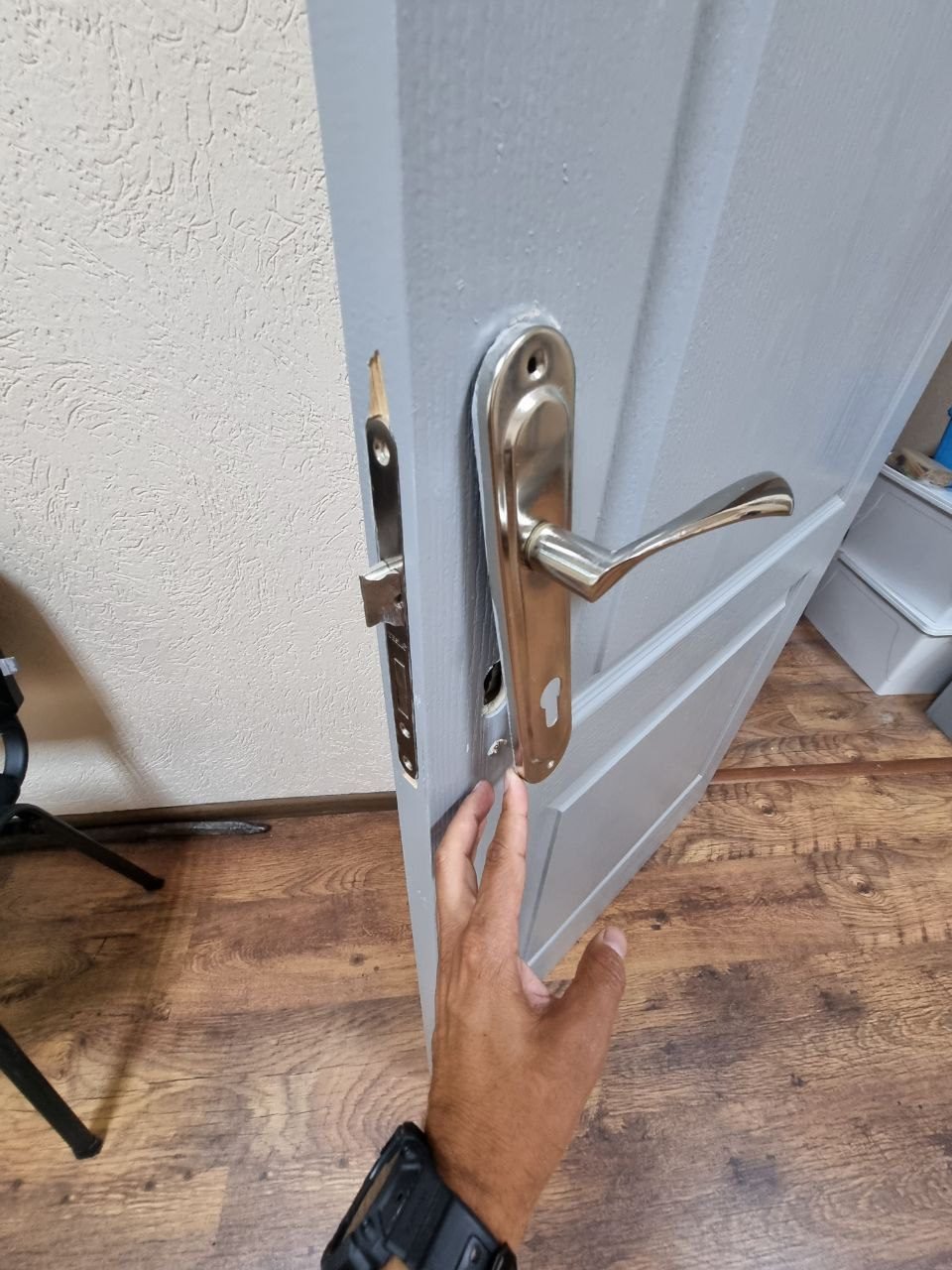 Пошкоджено будівлю в смт. Бородянка