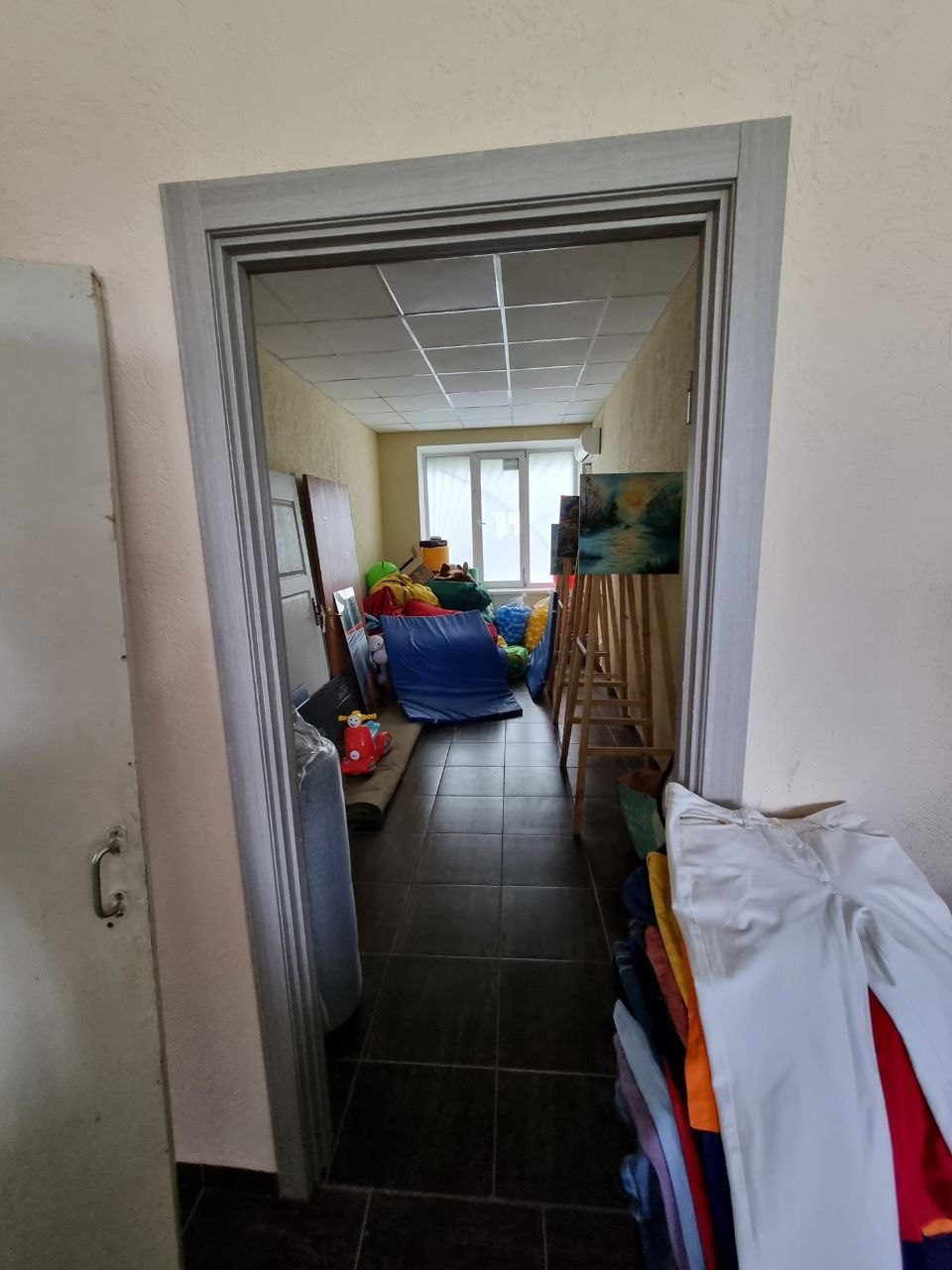 Пошкоджено будівлю в смт. Бородянка