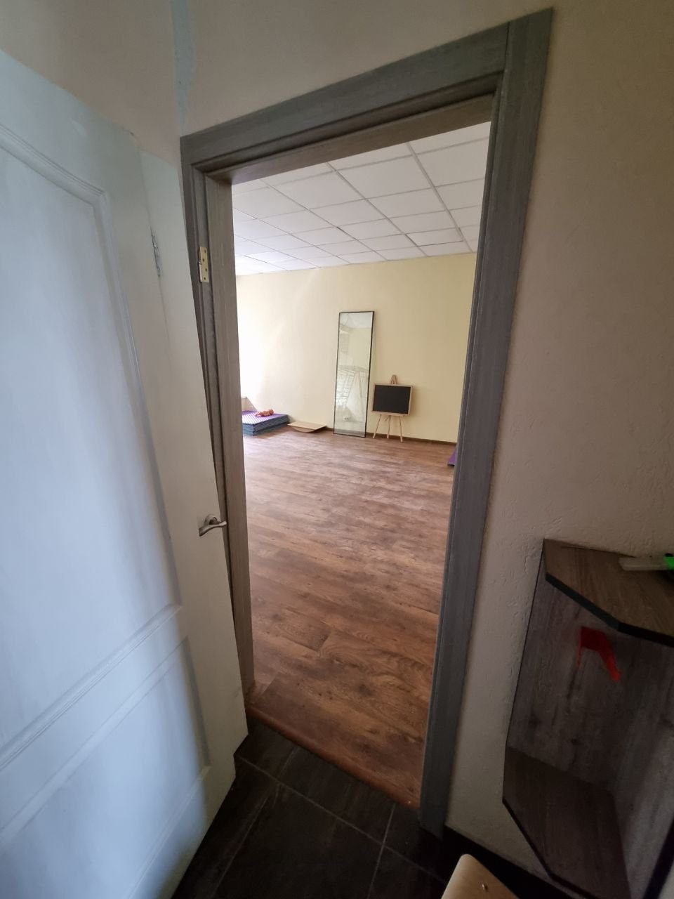 Пошкоджено будівлю в смт. Бородянка