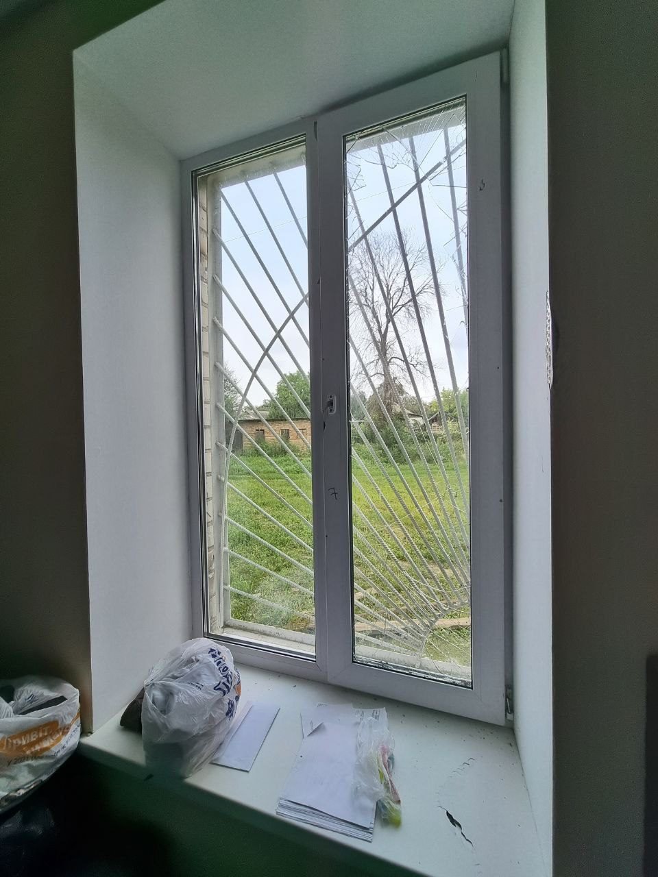 Пошкоджено будівлю в смт. Бородянка