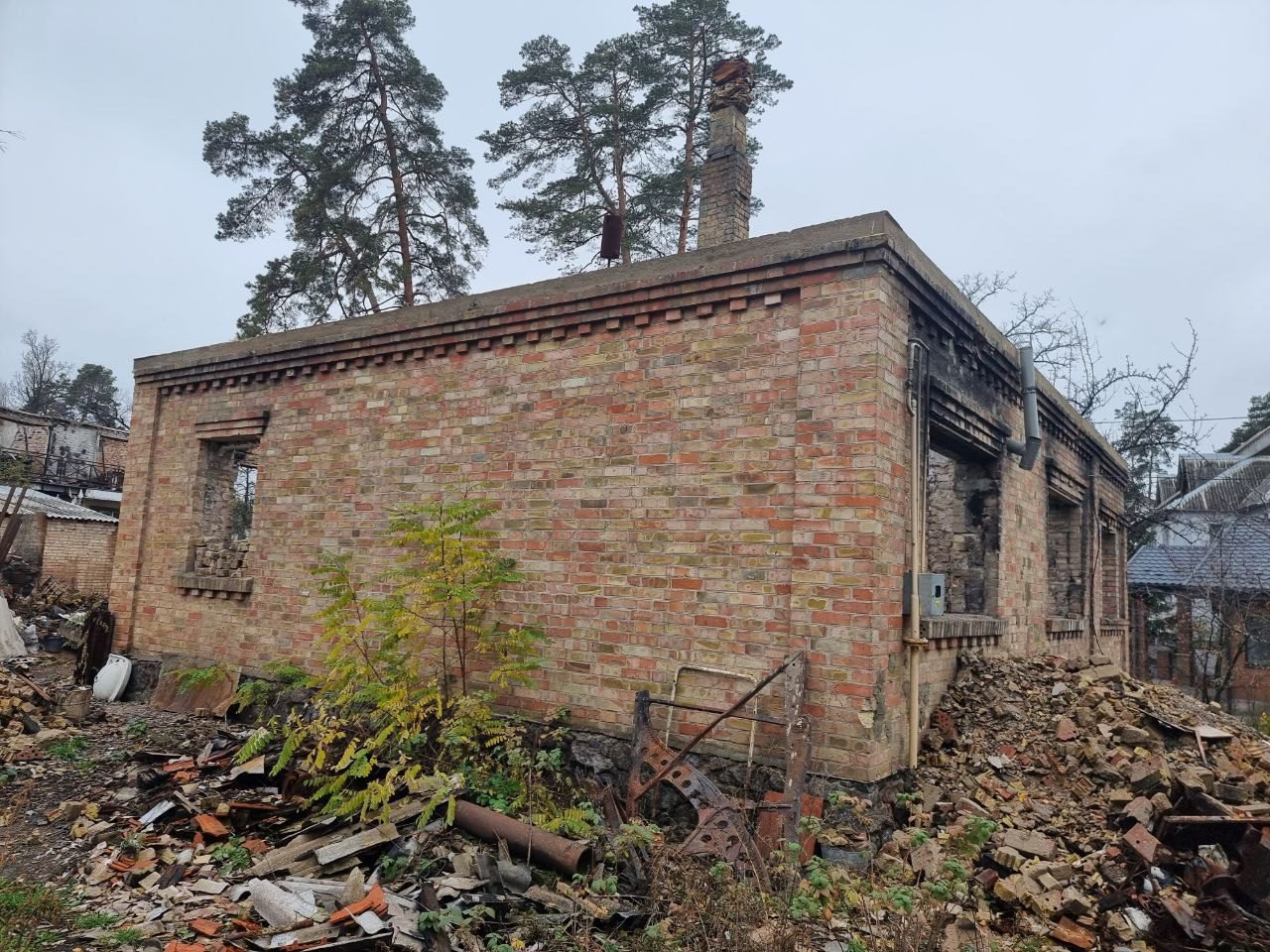 Пошкоджено приватний будинок в м. Ірпінь.