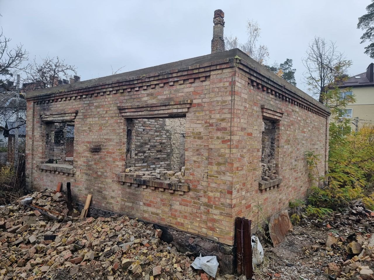 Пошкоджено приватний будинок в м. Ірпінь.