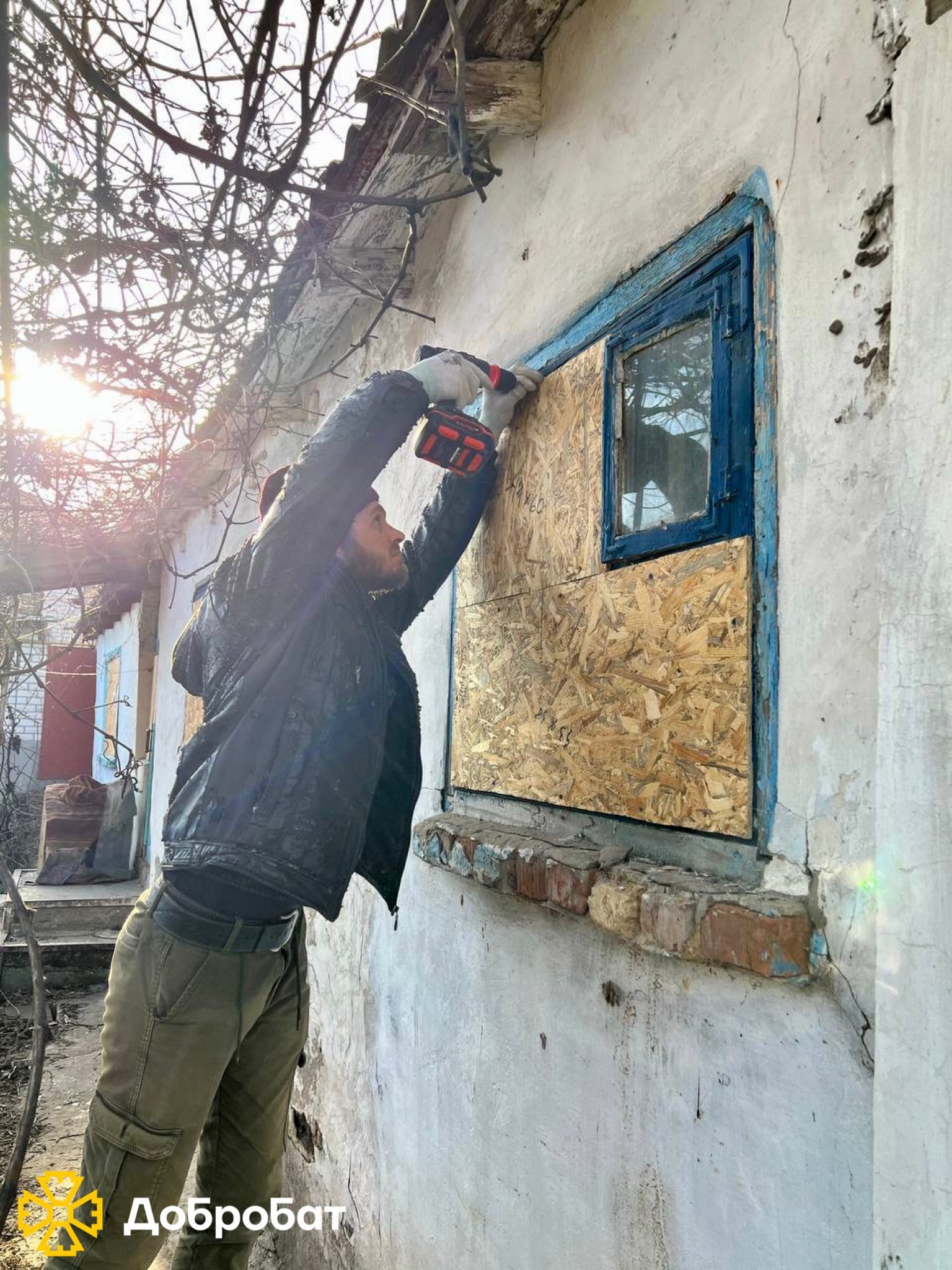 The volunteers repaired residential buildings, a university, a community cultural center, an art school and removed rubble: about the week of reconstruction by Dobrobat