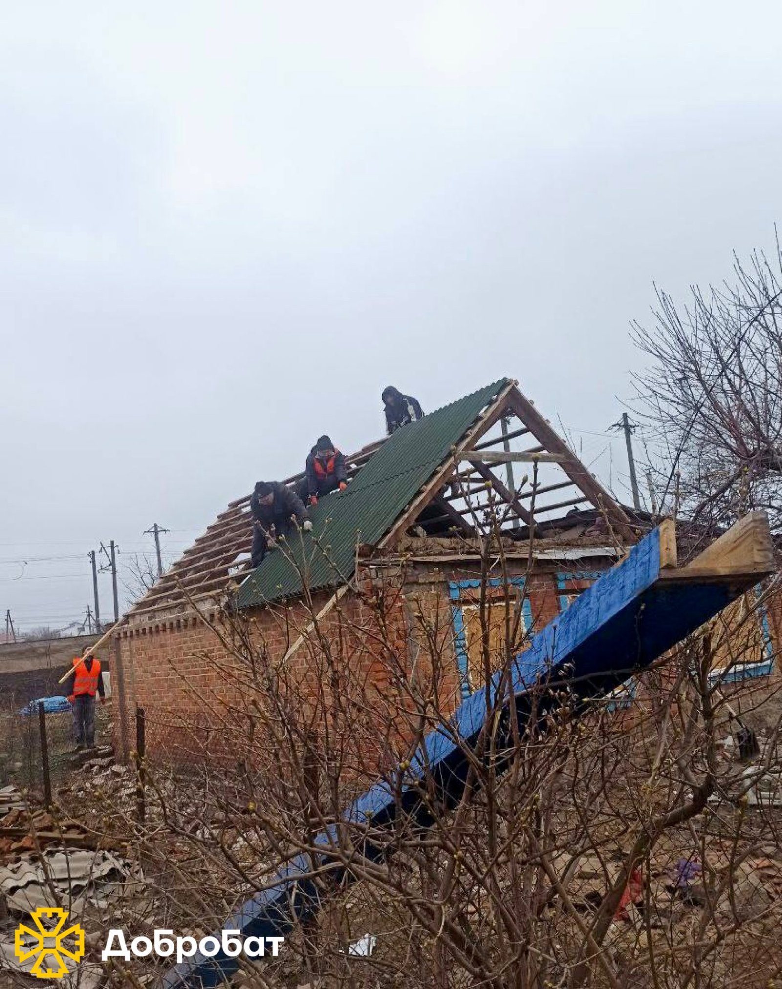 180 volunteers conducted urgent reconstruction at about fifteen locations: results of the week.