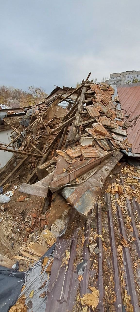 Зруйнована квартира у місті Миколаїв