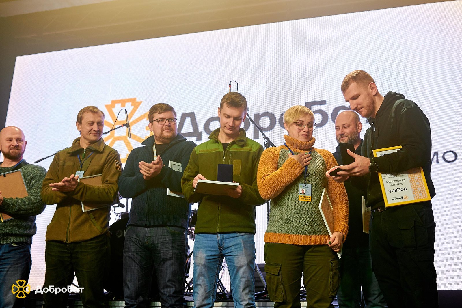 Dobrobat sums up the year of the country’s urgent restoration and honours the most active volunteers of construction battalions