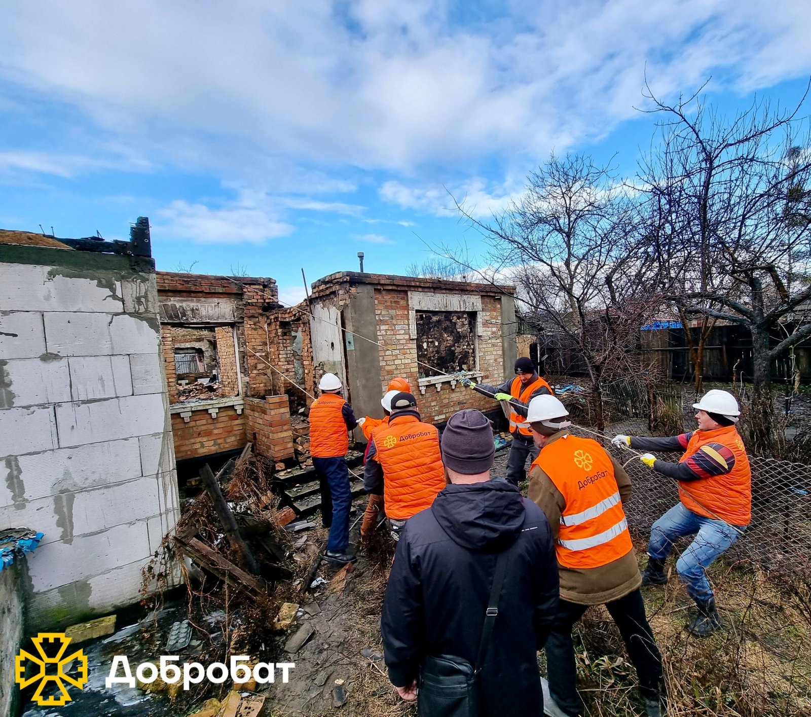 More than 150 volunteers and restored facilities in six oblasts: weekly report of Dobrobat volunteer construction battalions
