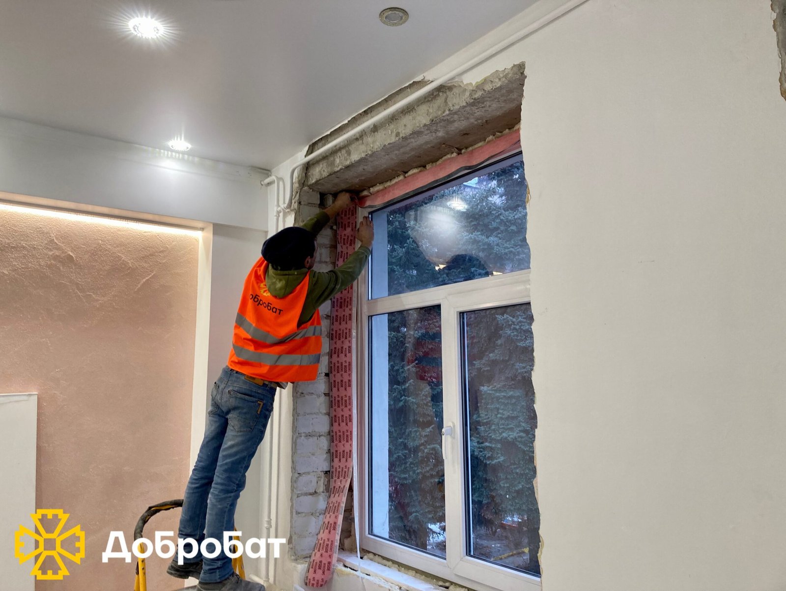 More than 150 volunteers and restored facilities in six oblasts: weekly report of Dobrobat volunteer construction battalions