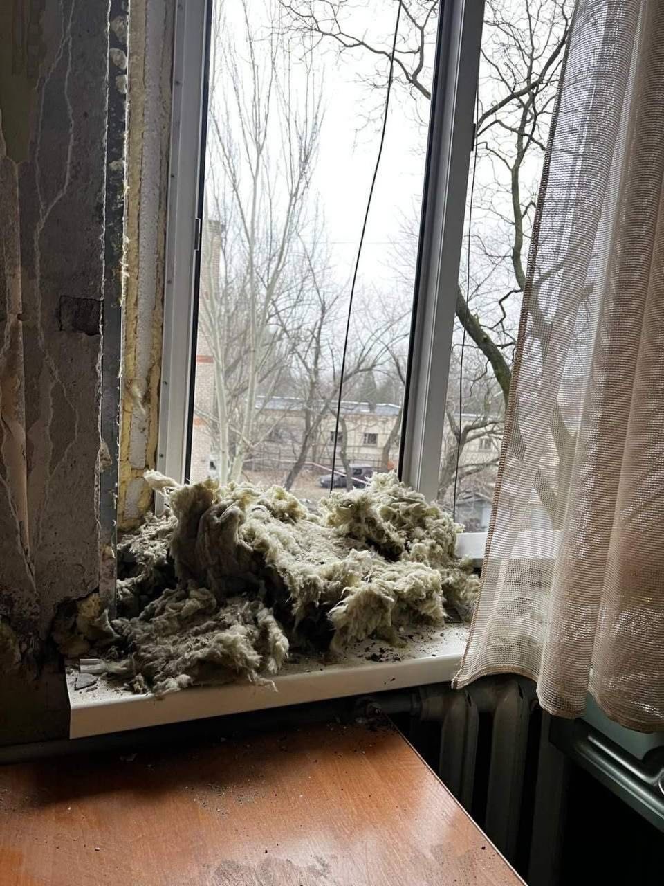 Пошкоджена квартира в місті Запоріжжя.