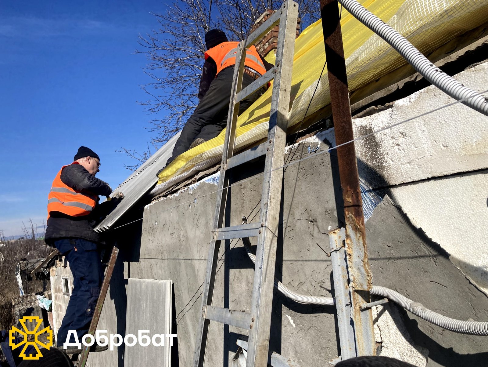 Dobrobat spring kicks off: over 220 volunteers joined urgent reconstruction last week