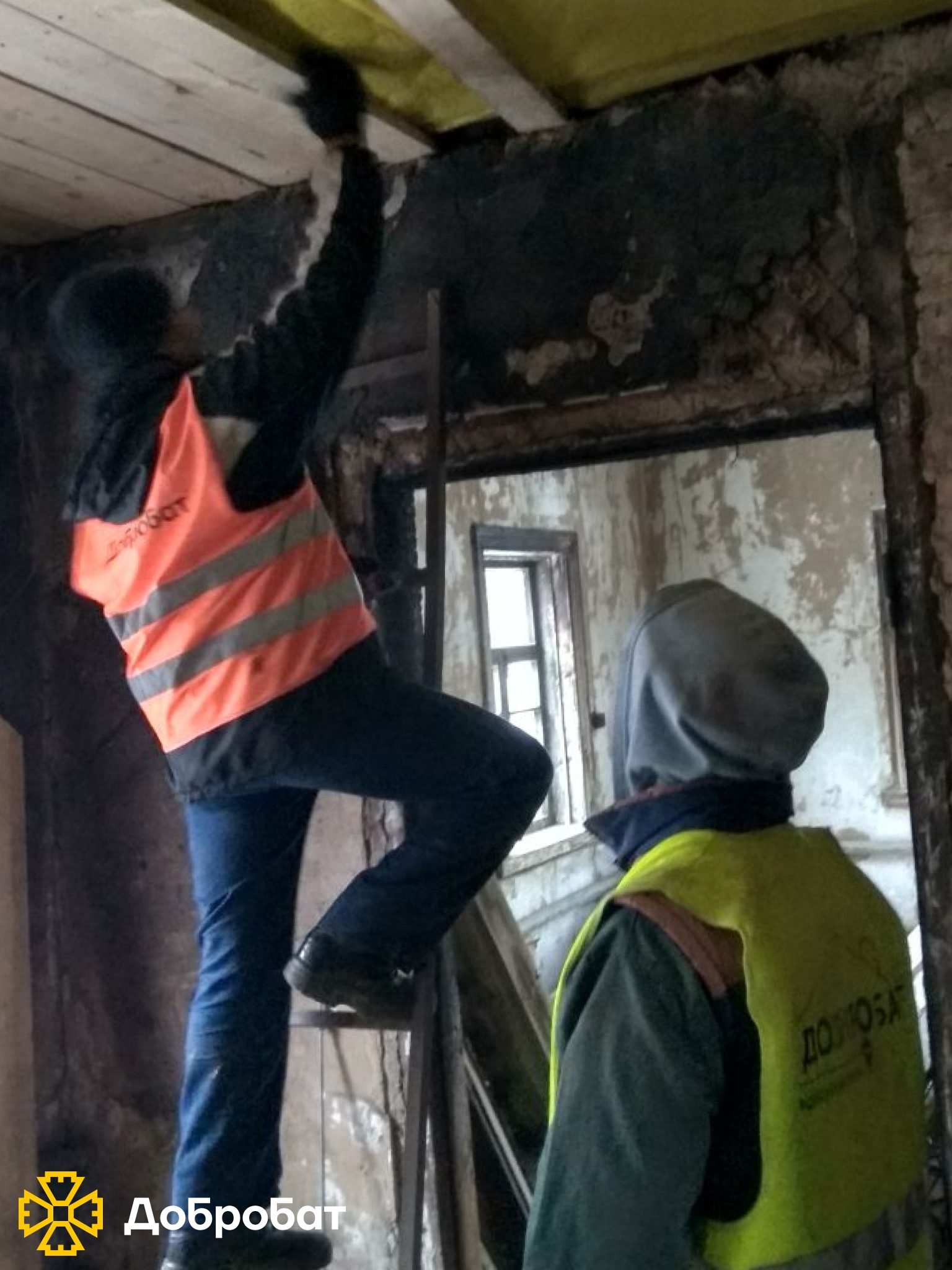 Four regions, 18 site visits, and 175 volunteers involved: Dobrobat reports on a week of reconstruction