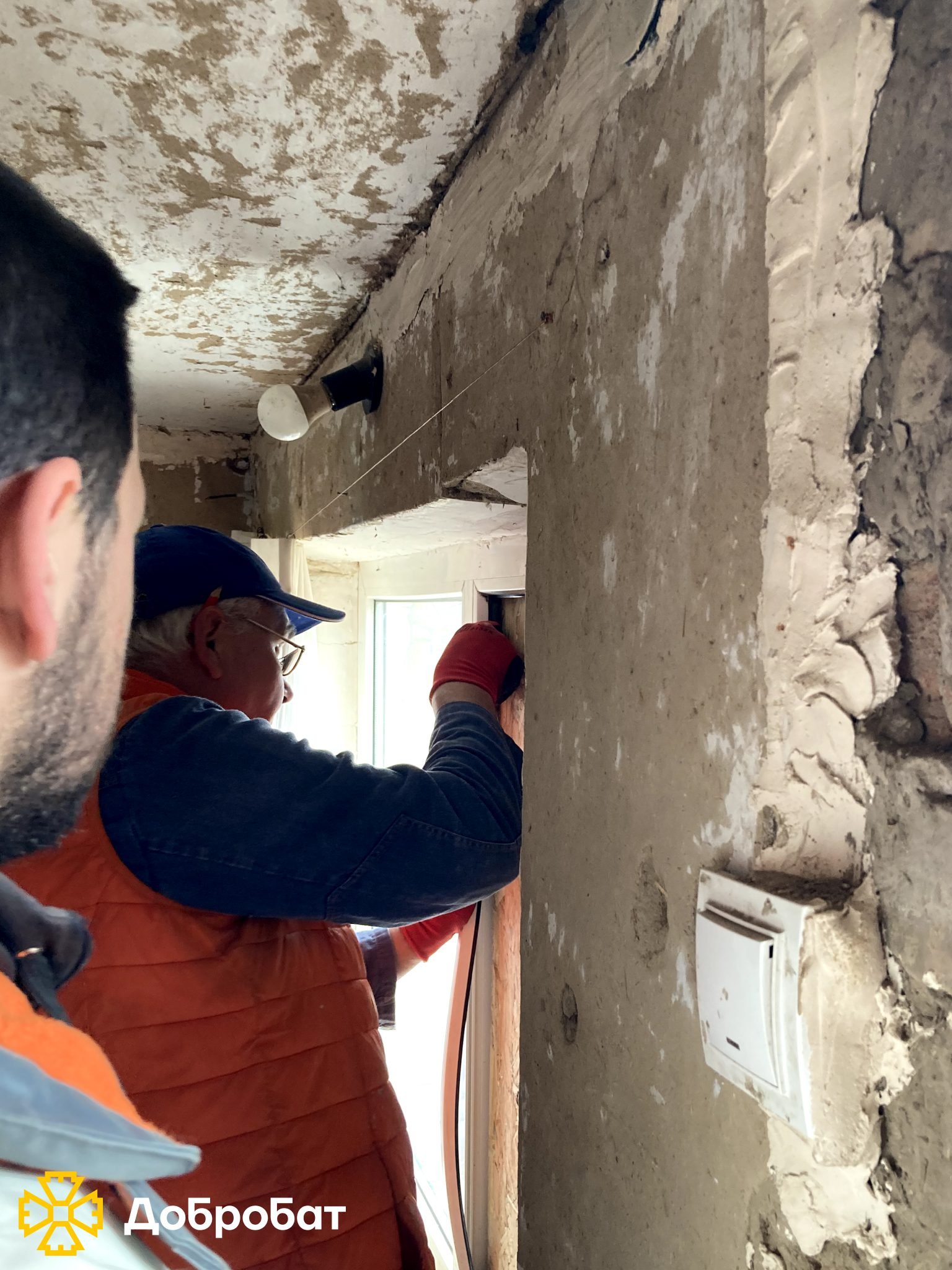 We removed the rubble and repaired houses, a water tower, an art school, and a youth sports school: Dobrobat reports on a week of reconstruction