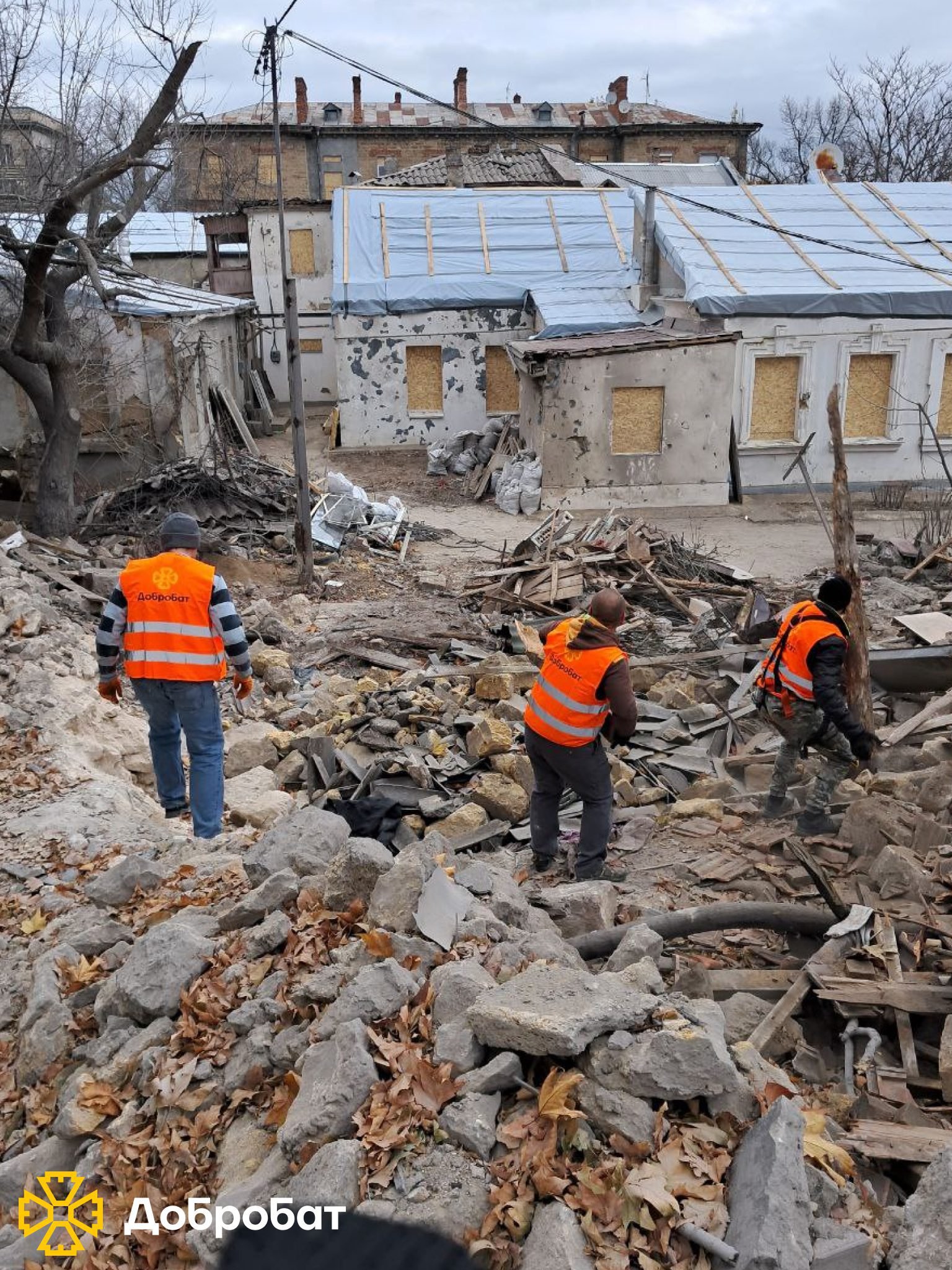 About 220 volunteers carried out the urgent restoration of facilities in six regions of the country: report on the week at Dobrobat