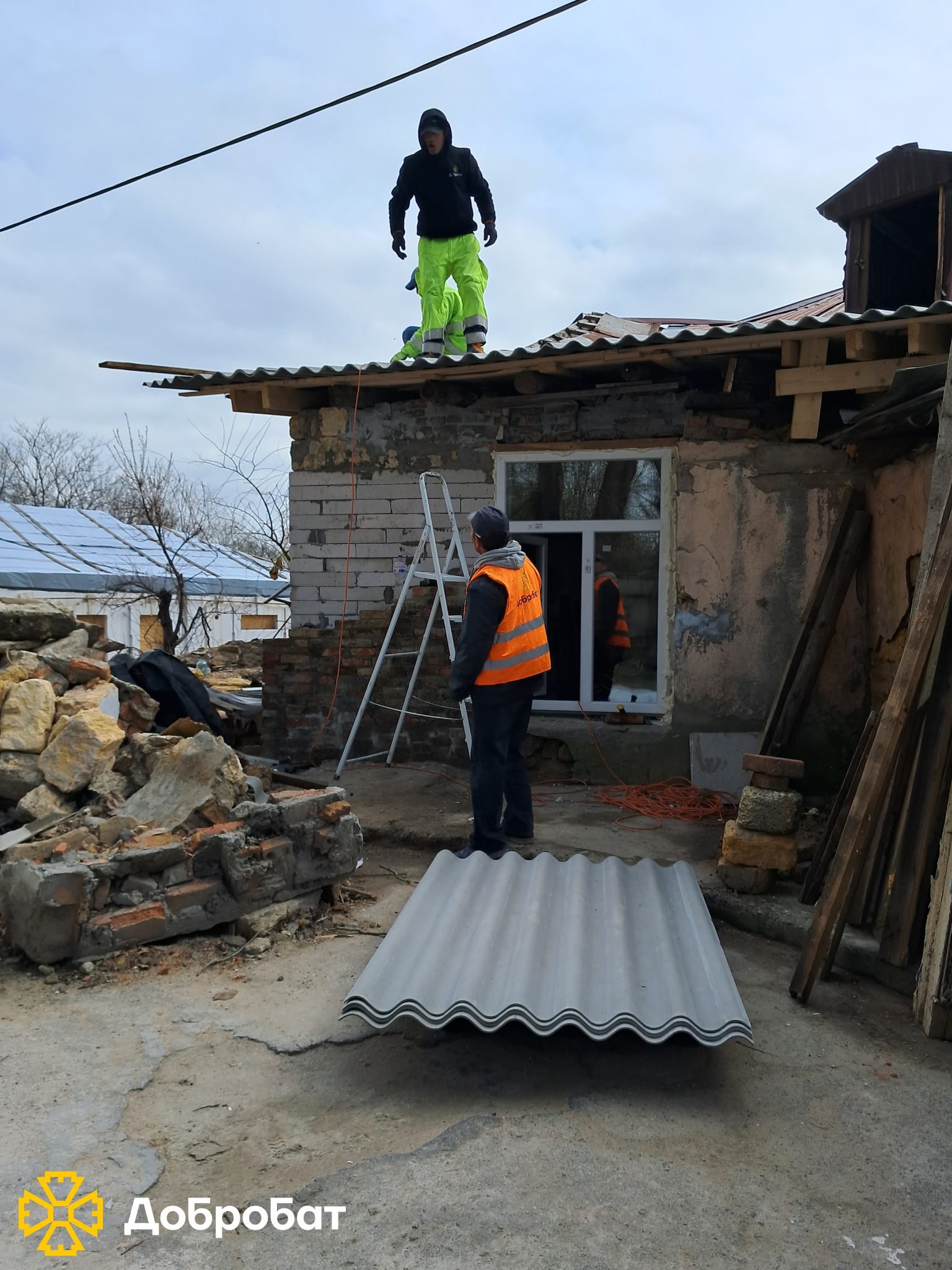 About 220 volunteers carried out the urgent restoration of facilities in six regions of the country: report on the week at Dobrobat