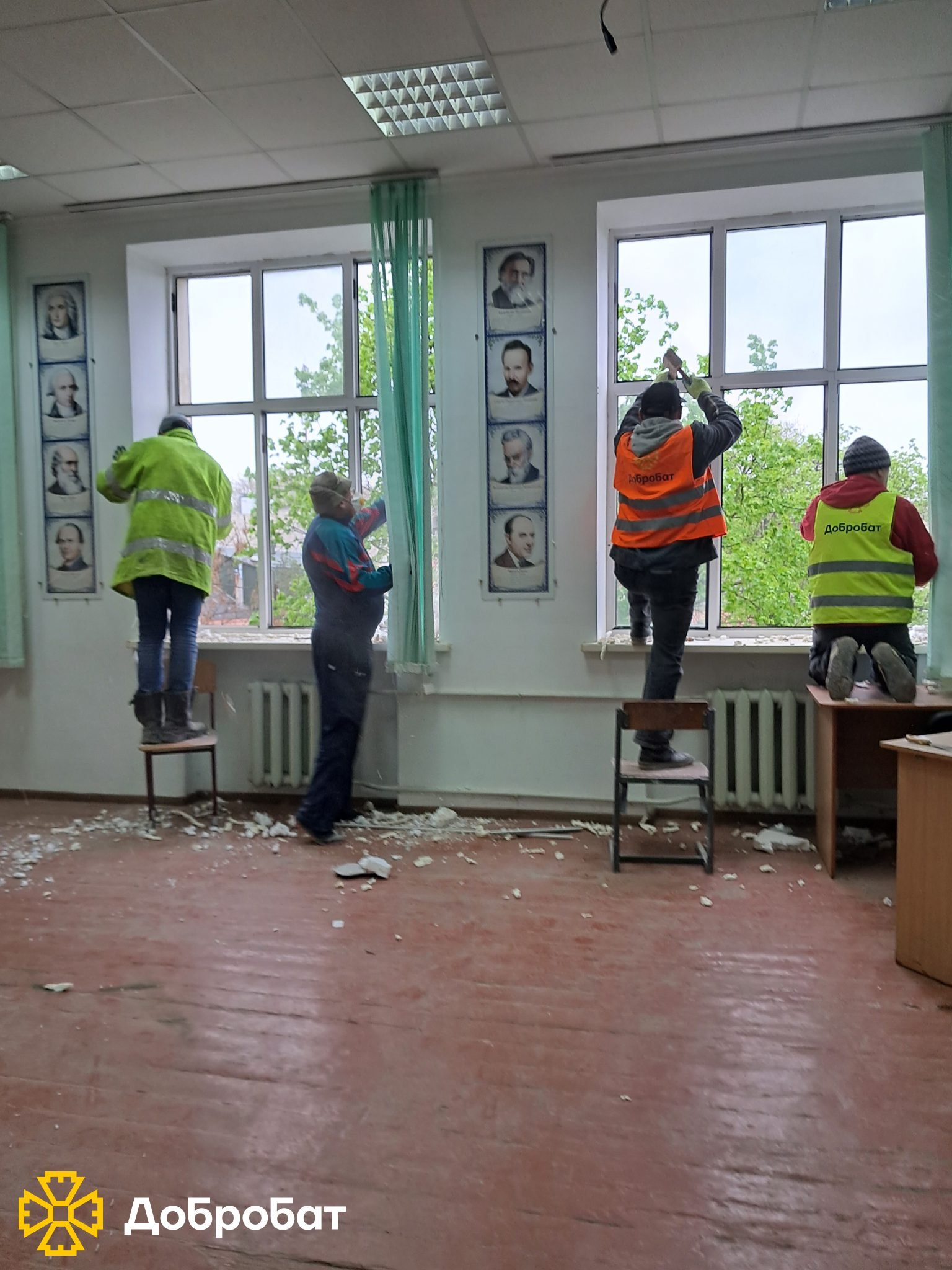 20 виїздів у чотирьох регіонах країни та понад 200 залучених волонтерів: про тиждень відбудови у лавах «Добробату»