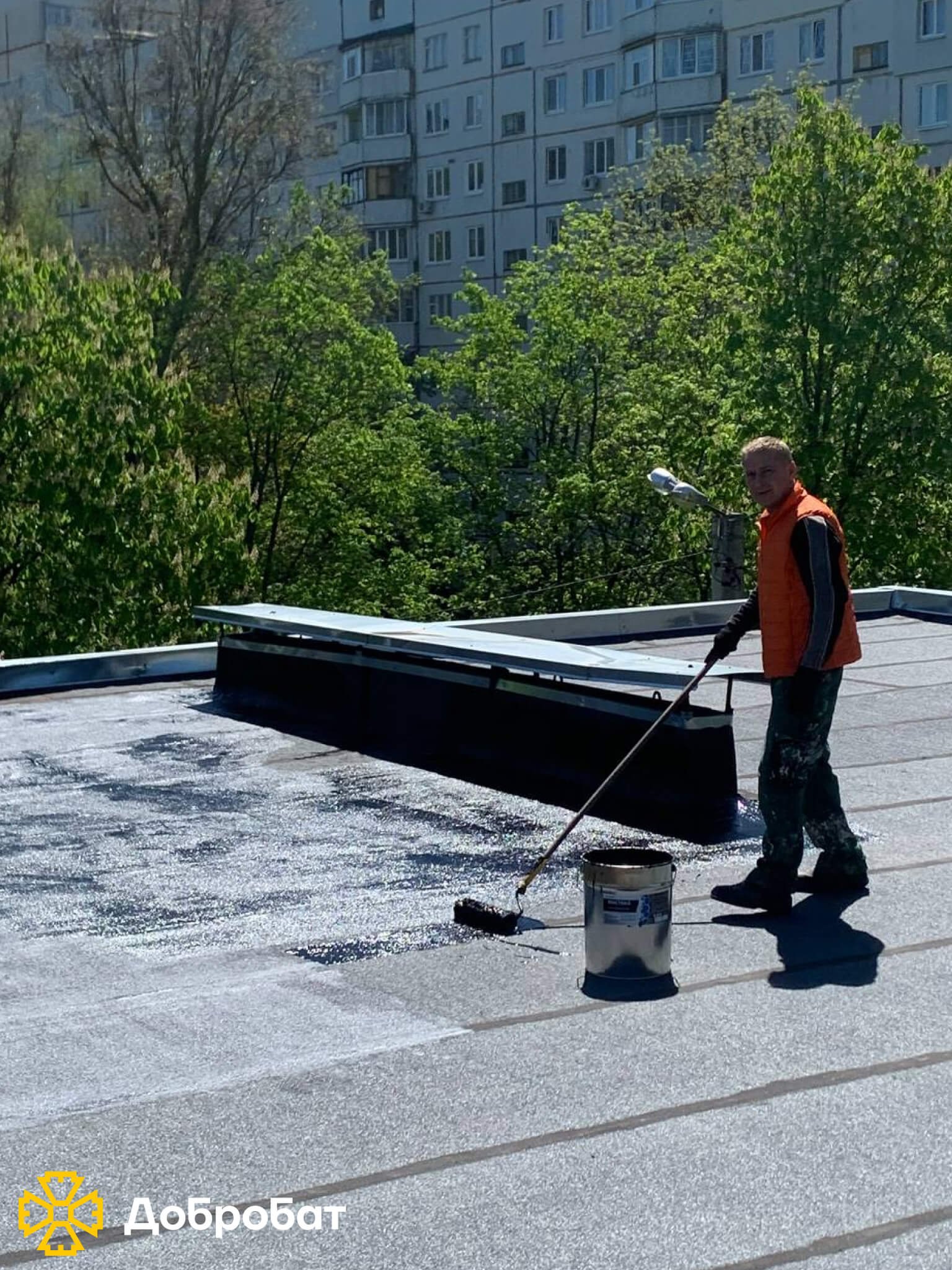 Стартували відбудову укриття дитсадочку та продовжили нагальне відновлення пошкоджених домівок: «Добробат» звітує про зроблене за тиждень