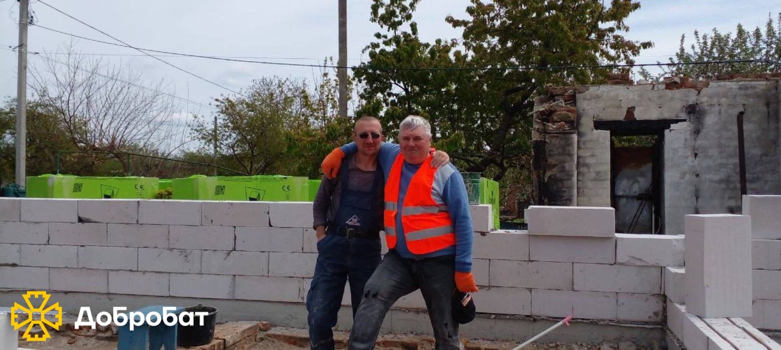 Близько 200 волонтерів впроваджували нагальне відновлення в шести регіонах країни: «Добробат» звітує про тиждень відбудови