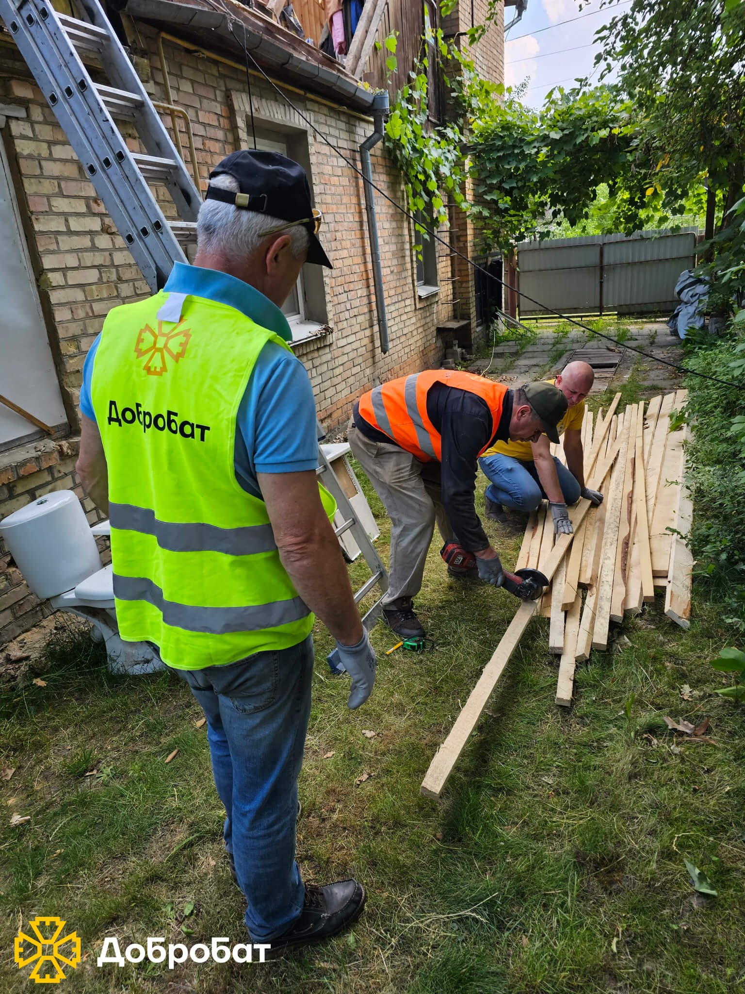 Звітуємо про результати тижня нагальної відбудови країни силами волонтерів «Добробату»