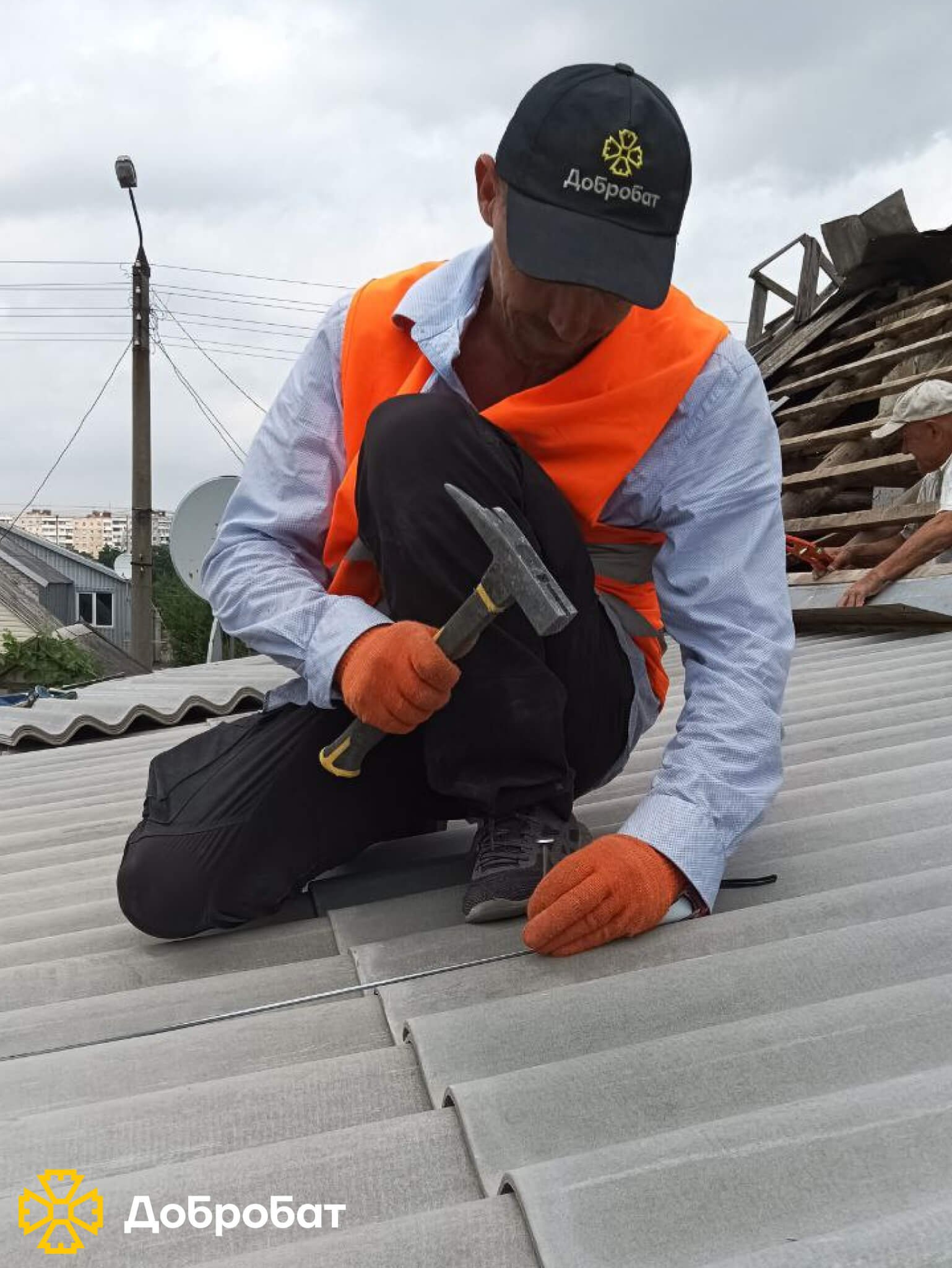 Потужна волонтерська команда та взаємодопомога рухають зміни в країні: звітуємо про тиждень відбудови