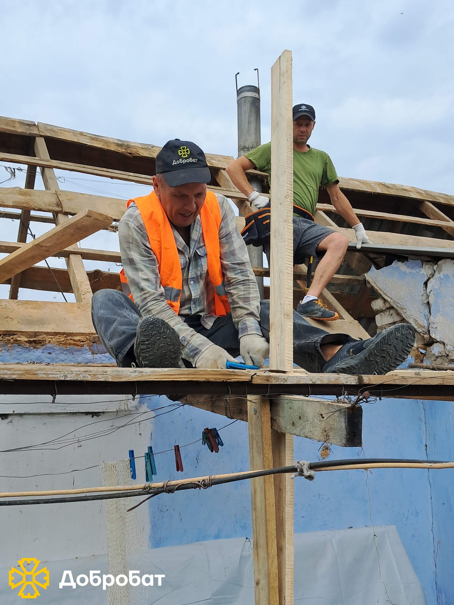 Потужна волонтерська команда та взаємодопомога рухають зміни в країні: звітуємо про тиждень відбудови