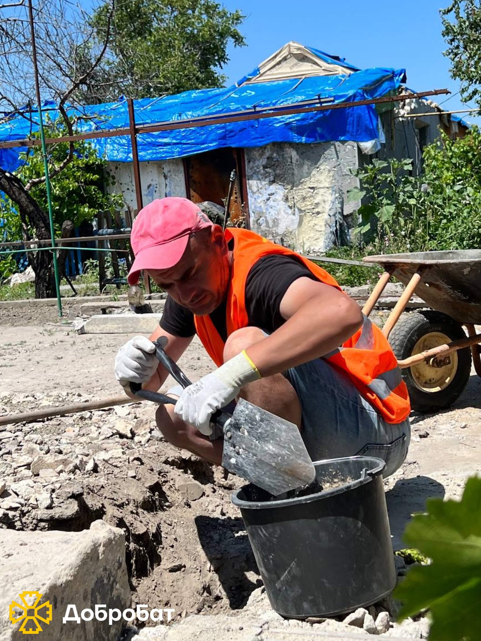Потужна волонтерська команда та взаємодопомога рухають зміни в країні: звітуємо про тиждень відбудови