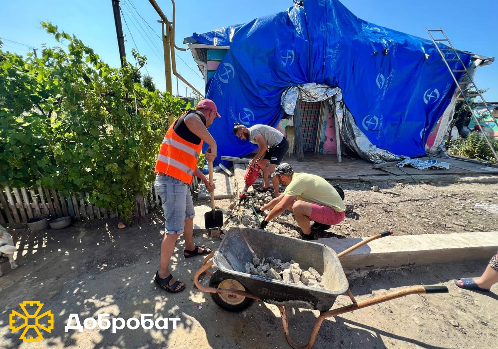 Потужна волонтерська команда та взаємодопомога рухають зміни в країні: звітуємо про тиждень відбудови