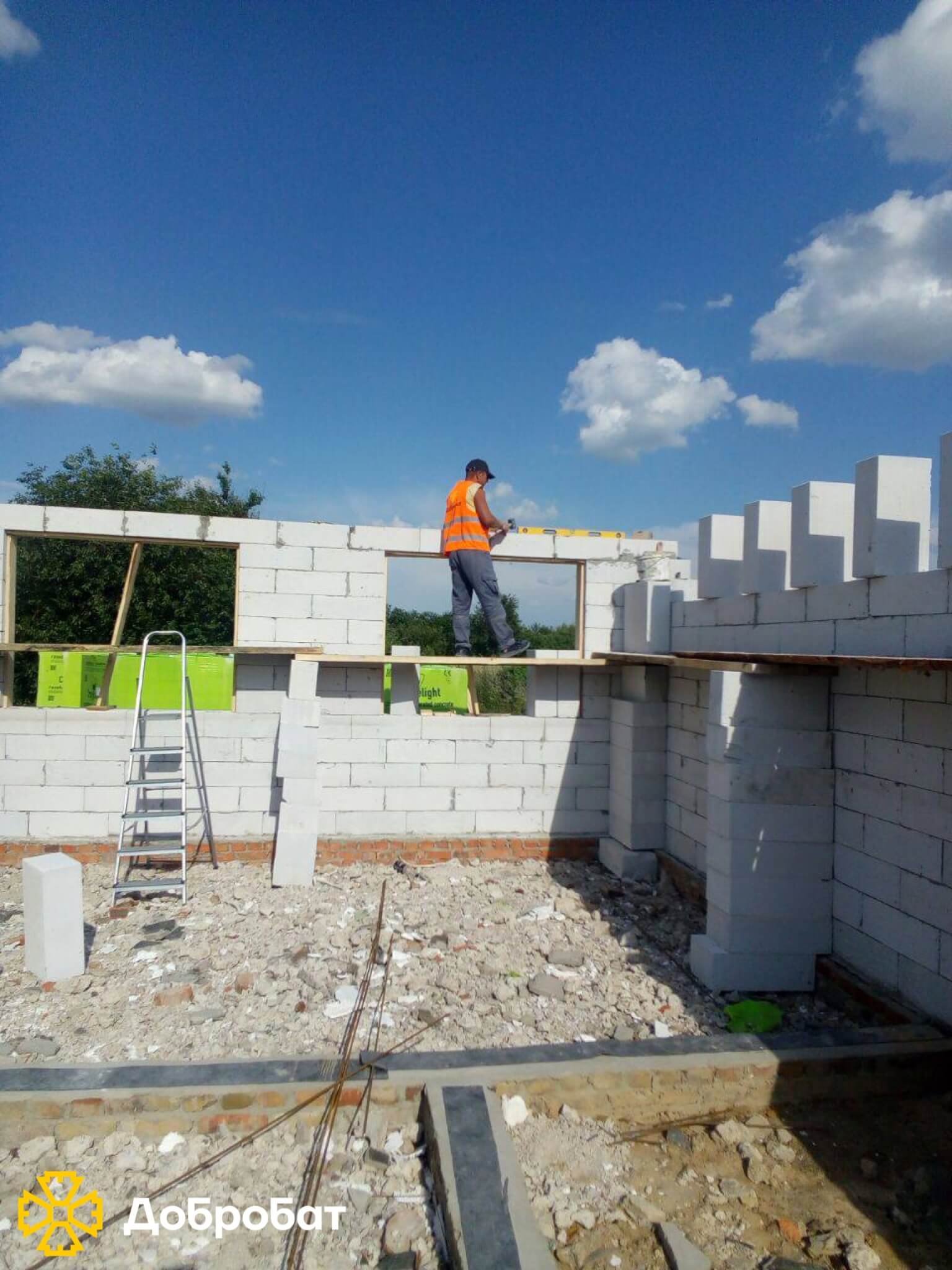 Потужна волонтерська команда та взаємодопомога рухають зміни в країні: звітуємо про тиждень відбудови