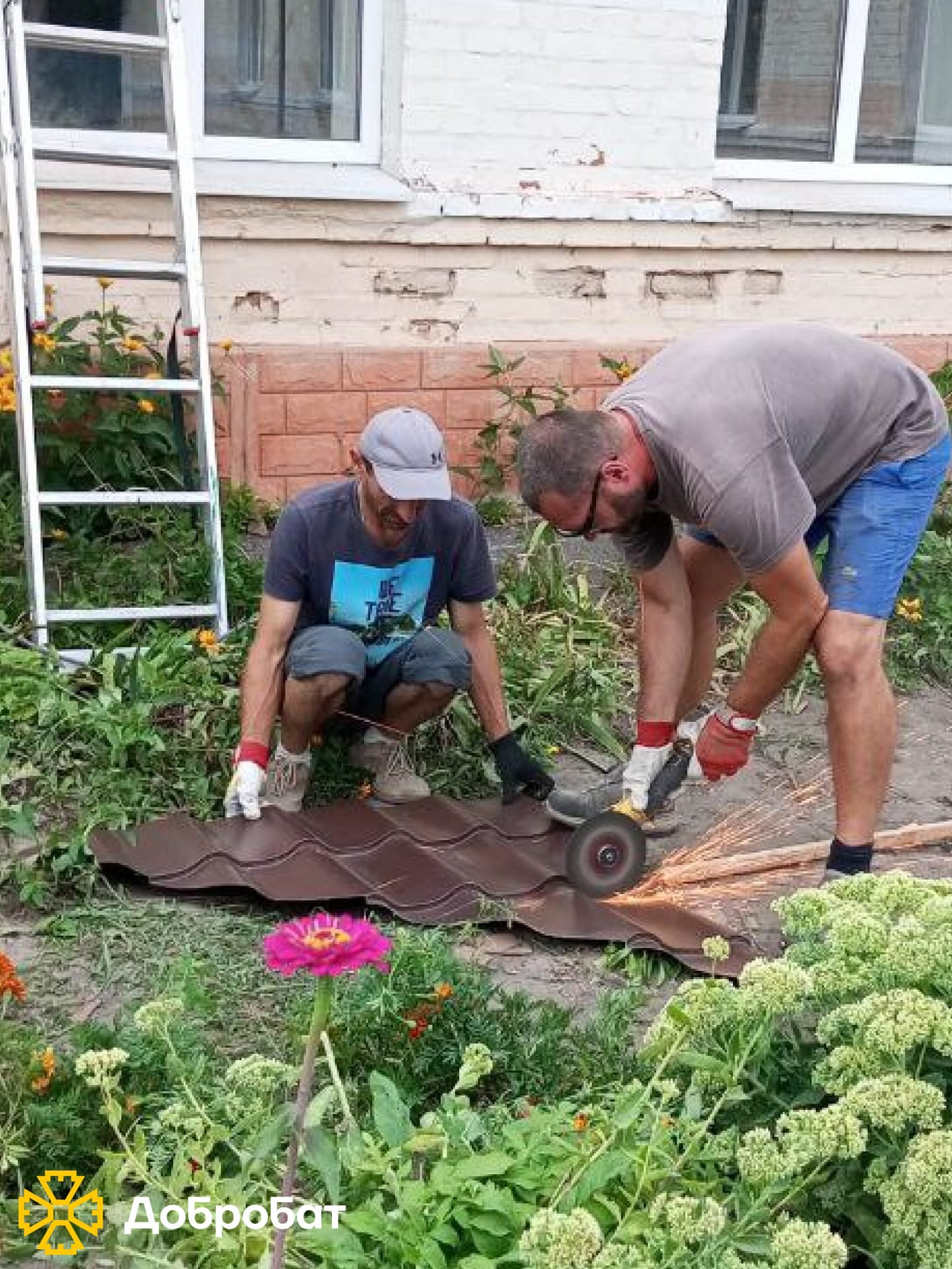 Об’єднуємо зусилля: близько 130 добровольців долучилися до відбудови семи регіонів країни минулого тижня